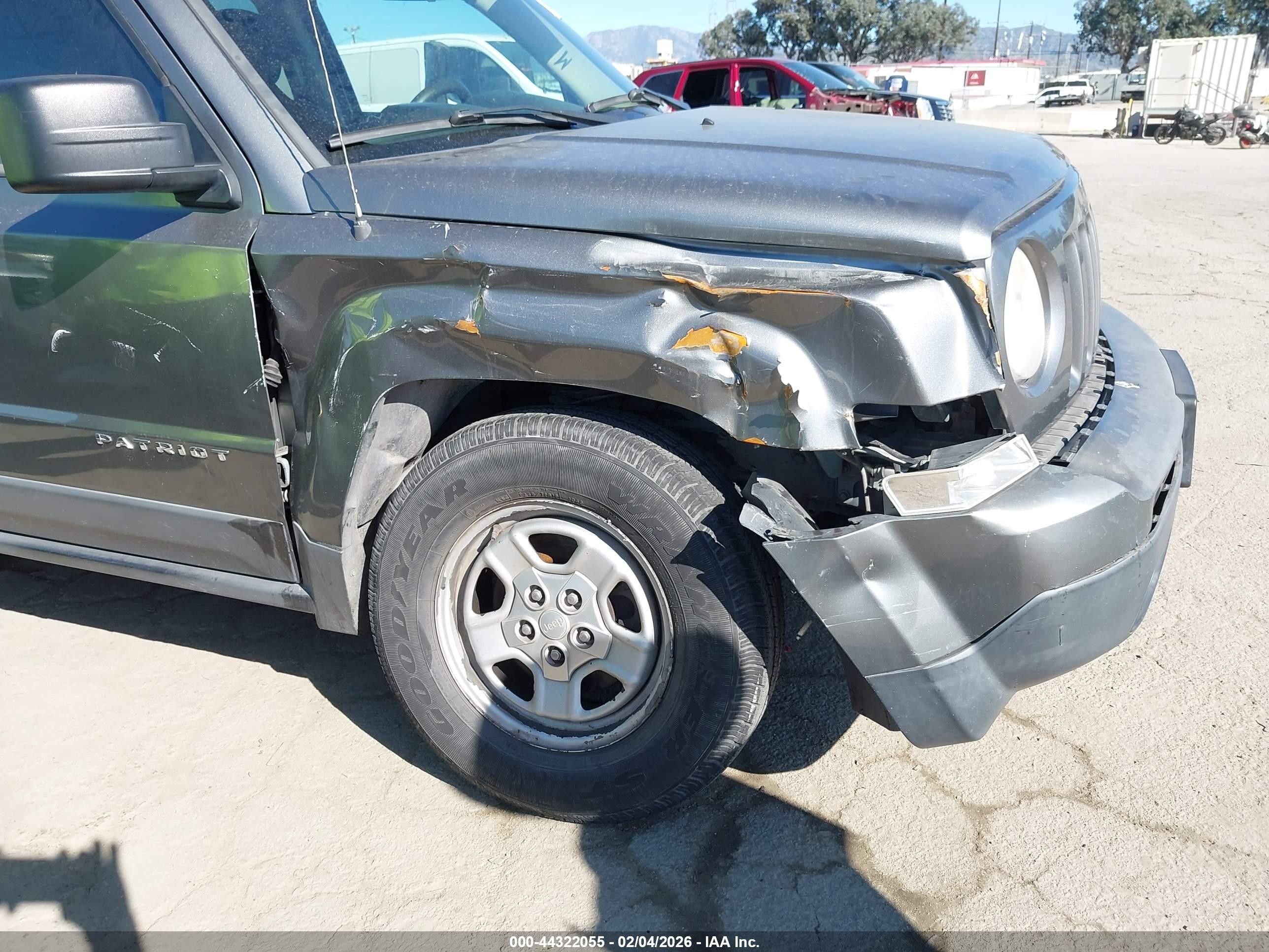 2013 Jeep Patriot Sport Gray vin: 1C4NJRBB8DD203075