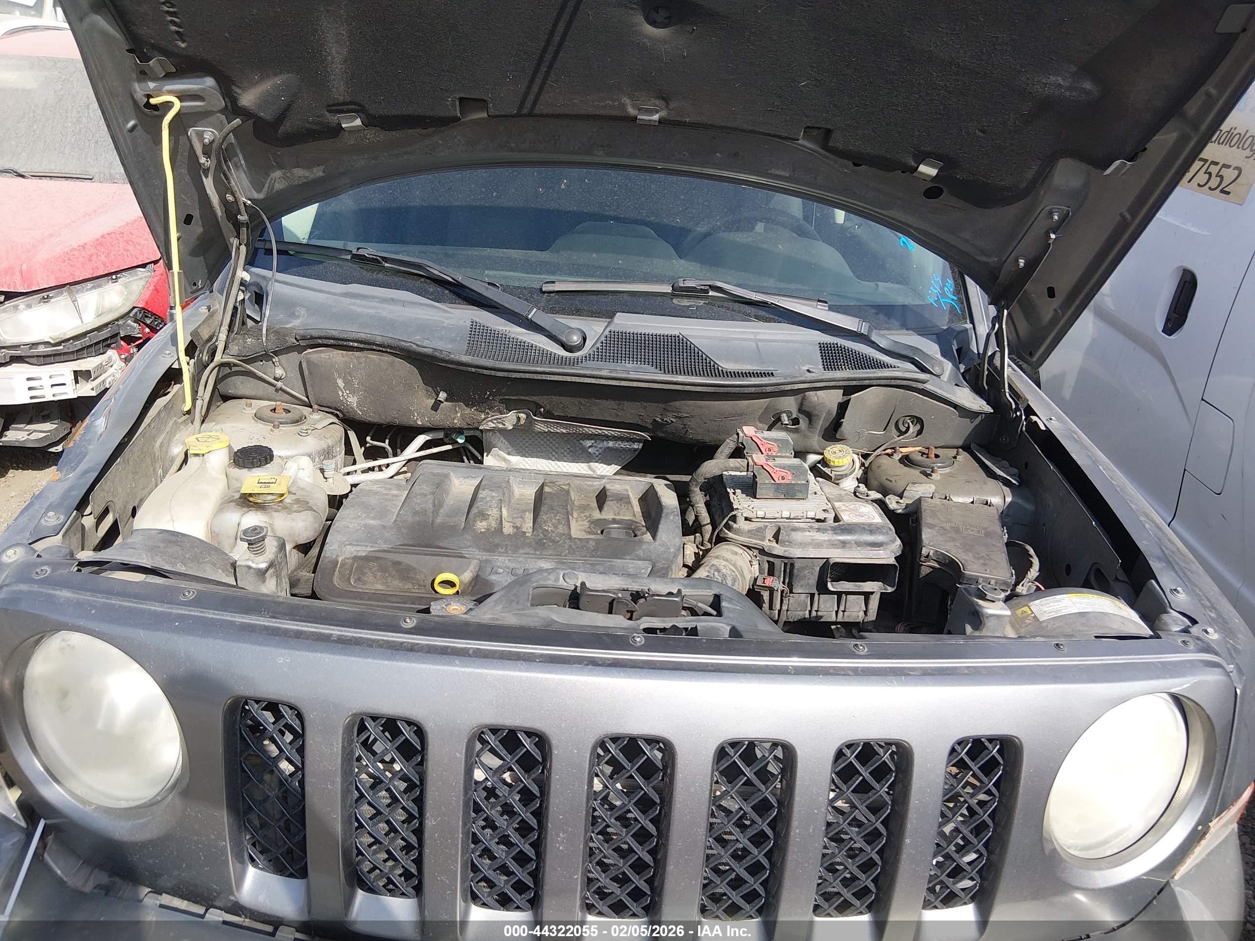 2013 Jeep Patriot Sport Gray vin: 1C4NJRBB8DD203075