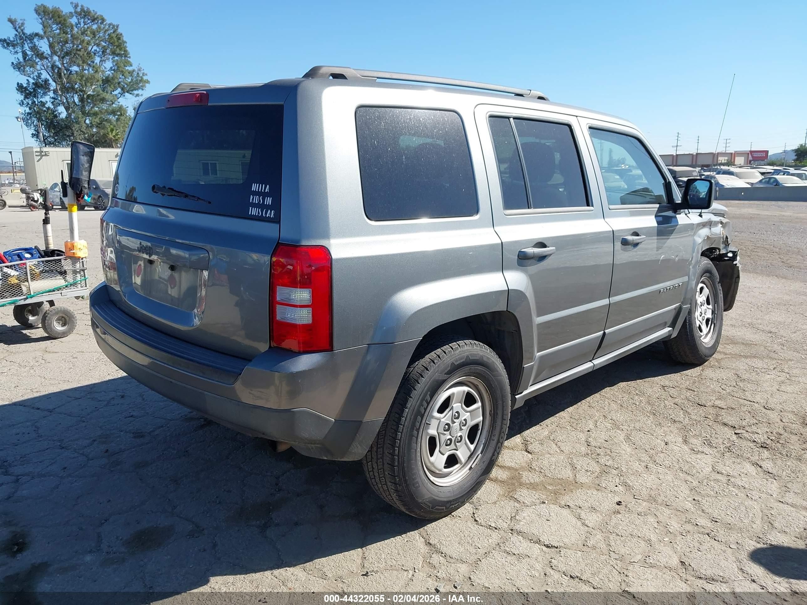 2013 Jeep Patriot Sport Gray vin: 1C4NJRBB8DD203075