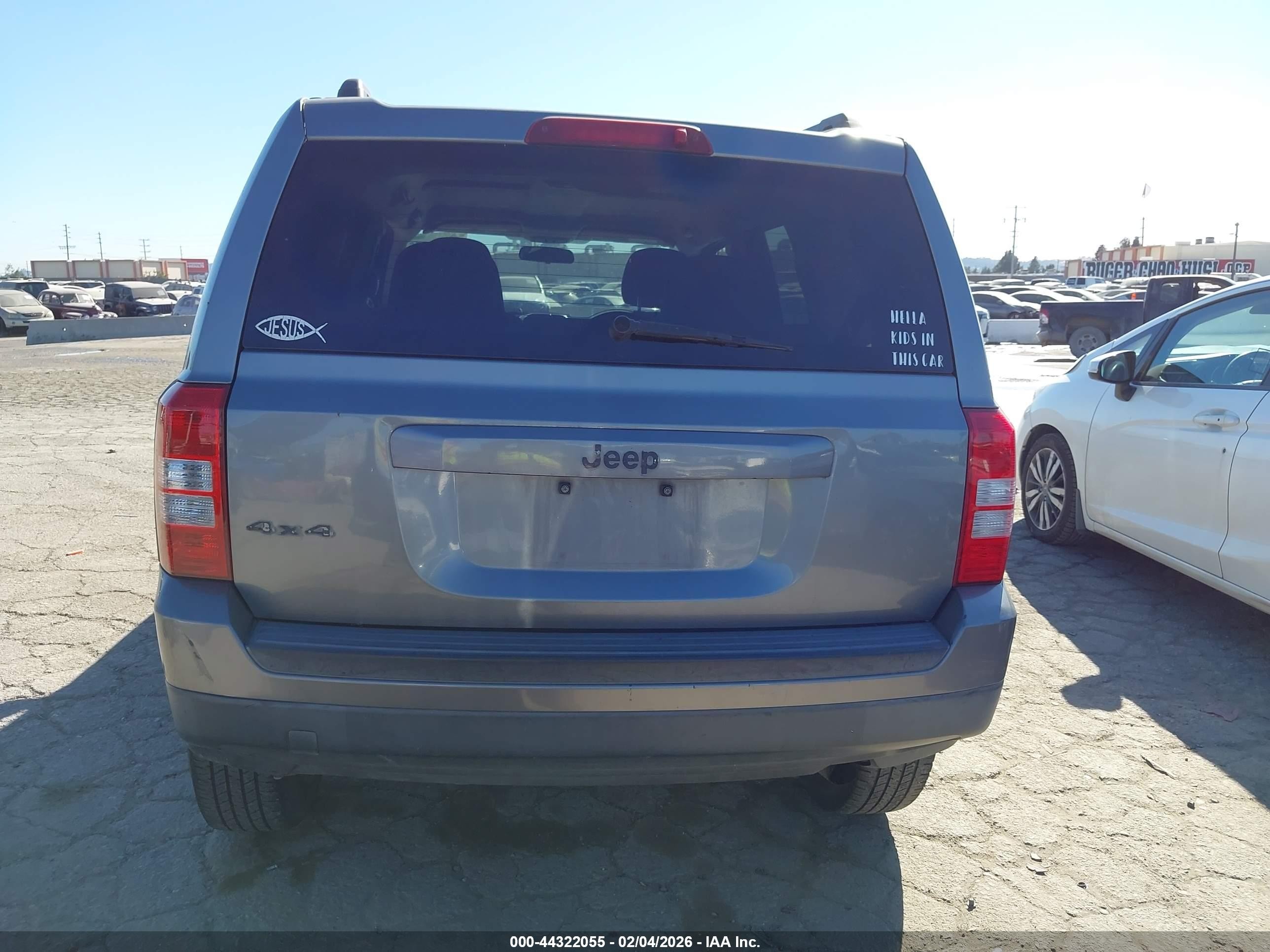 2013 Jeep Patriot Sport Gray vin: 1C4NJRBB8DD203075