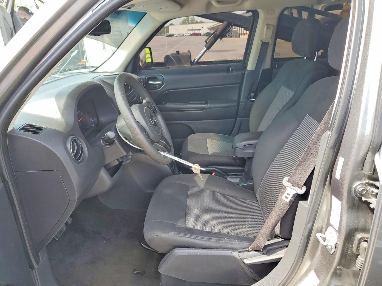 2013 Jeep Patriot Sport Gray vin: 1C4NJRBB8DD280593