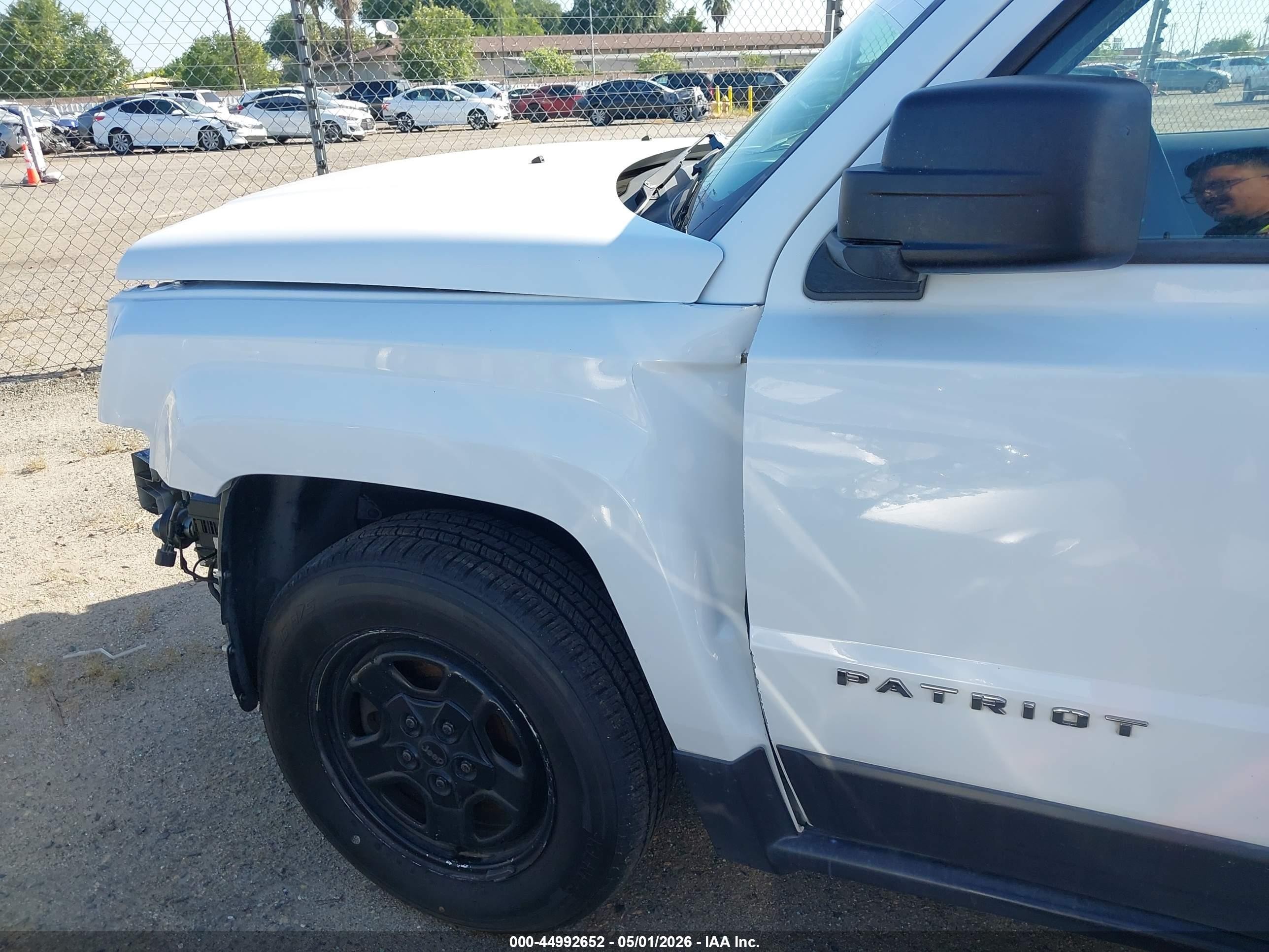 2014 Jeep Patriot Sport White vin: 1C4NJRBB8ED842591