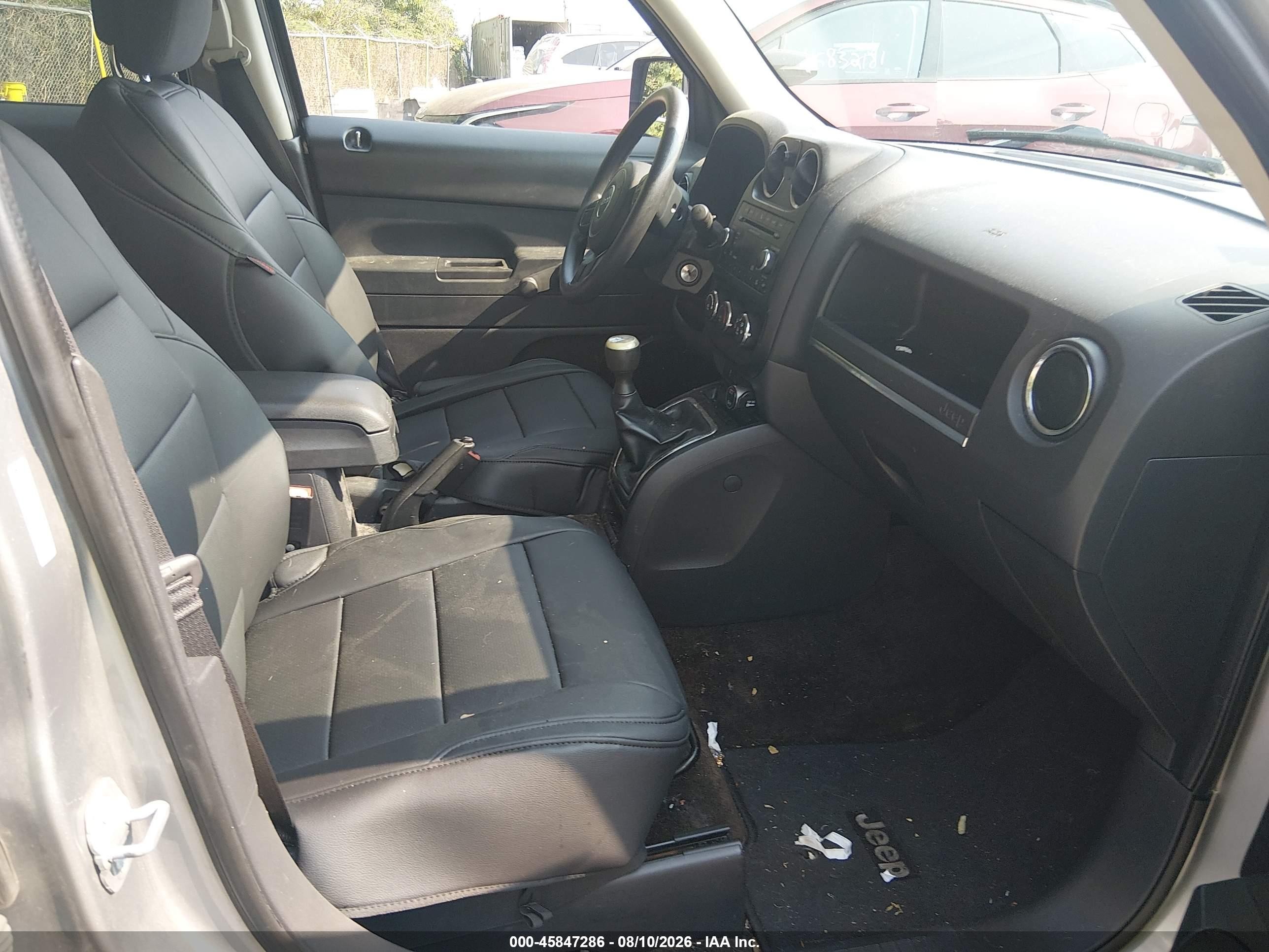 2014 Jeep Patriot Sport Silver vin: 1C4NJRBB8ED886316