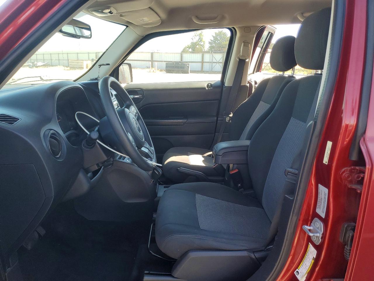 2015 Jeep Patriot Sport Red vin: 1C4NJRBB8FD148131