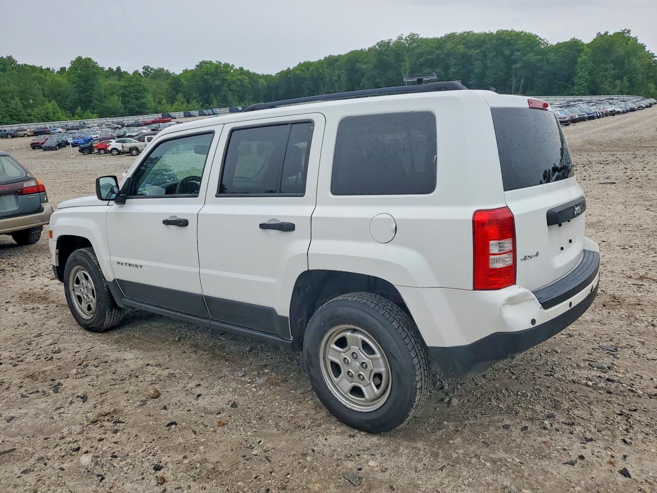 2015 Jeep Patriot Sport White vin: 1C4NJRBB8FD426588