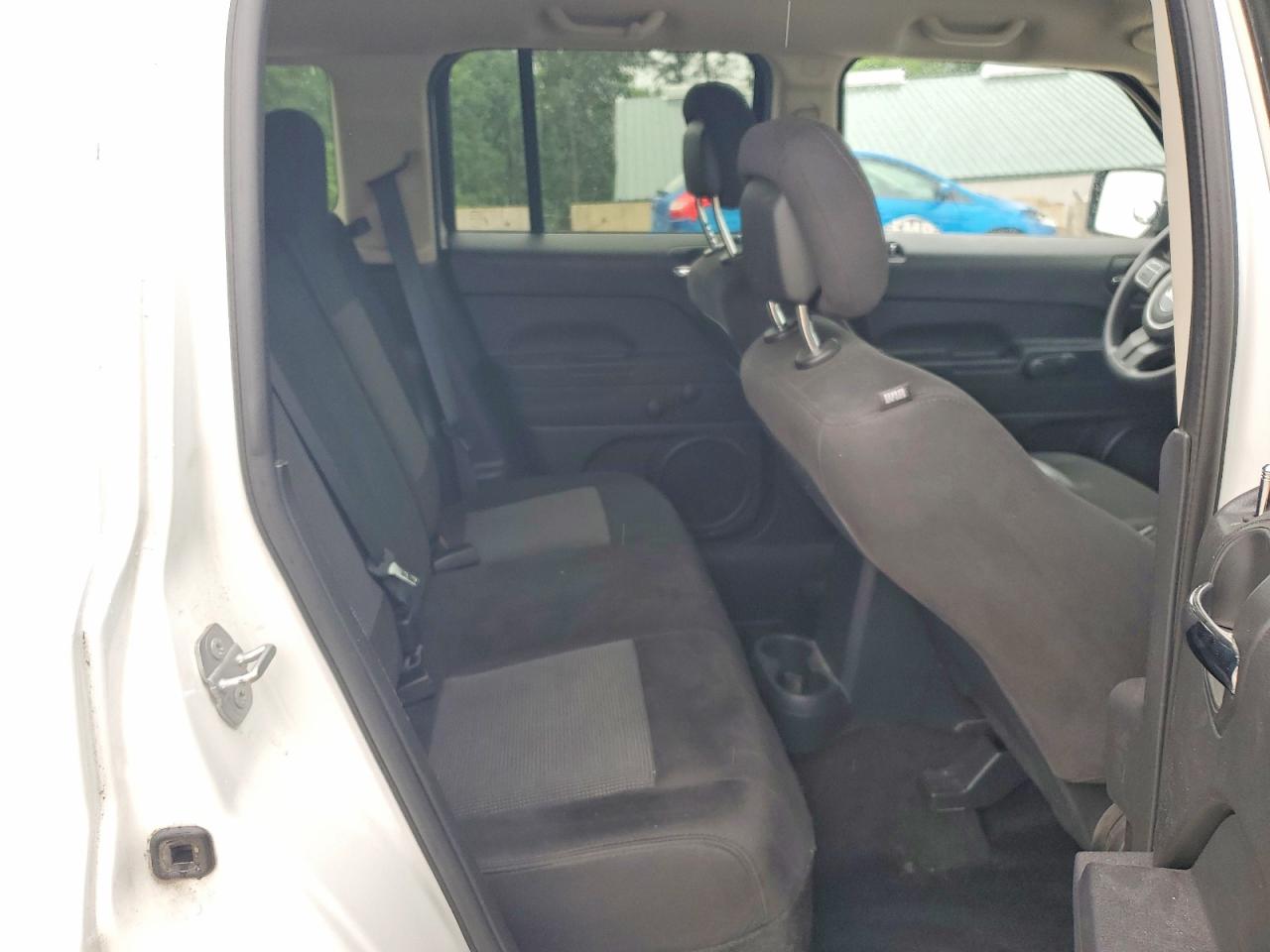 2015 Jeep Patriot Sport White vin: 1C4NJRBB8FD426588