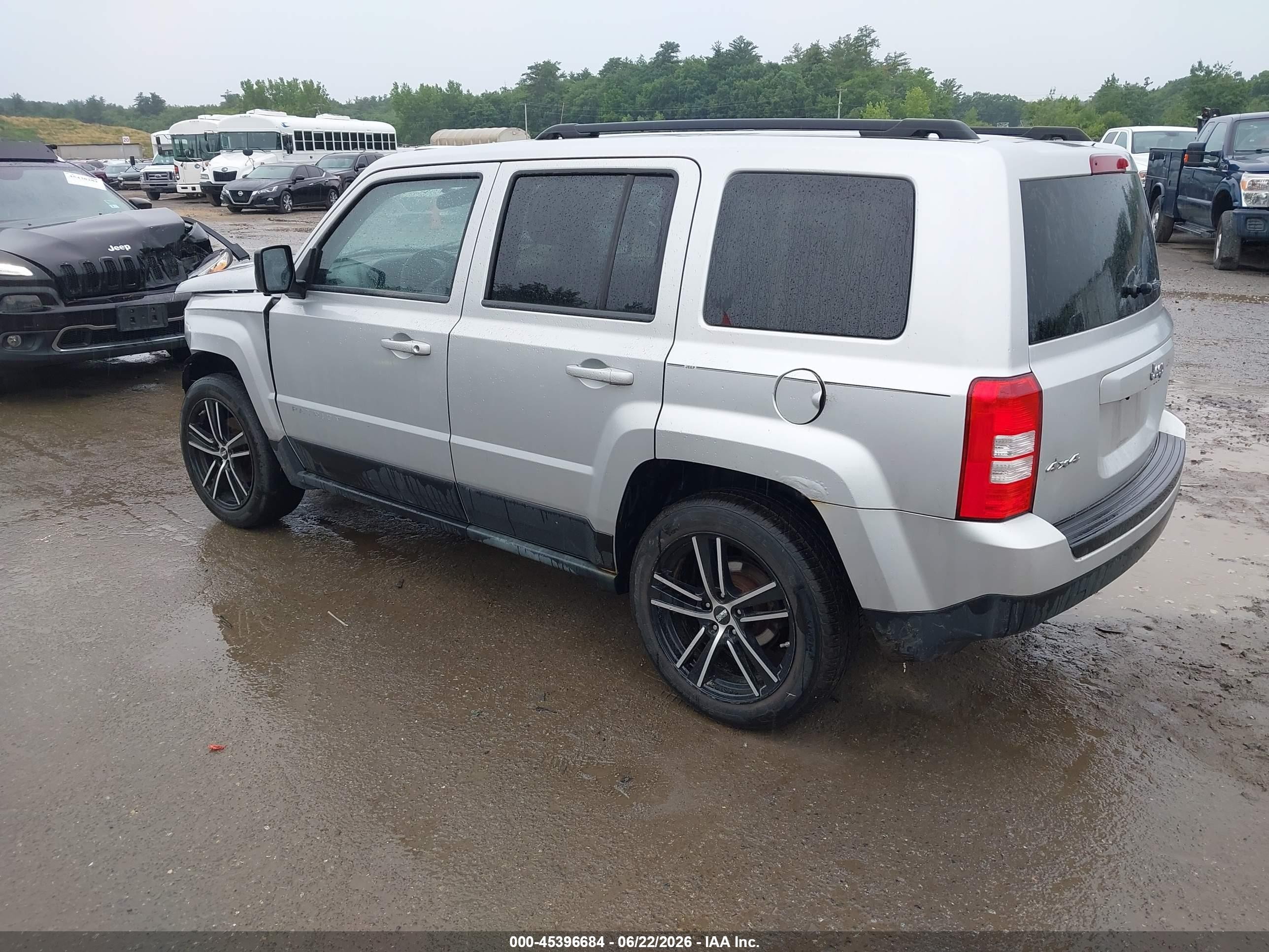 2012 Jeep Patriot Sport Silver vin: 1C4NJRBB9CD538005