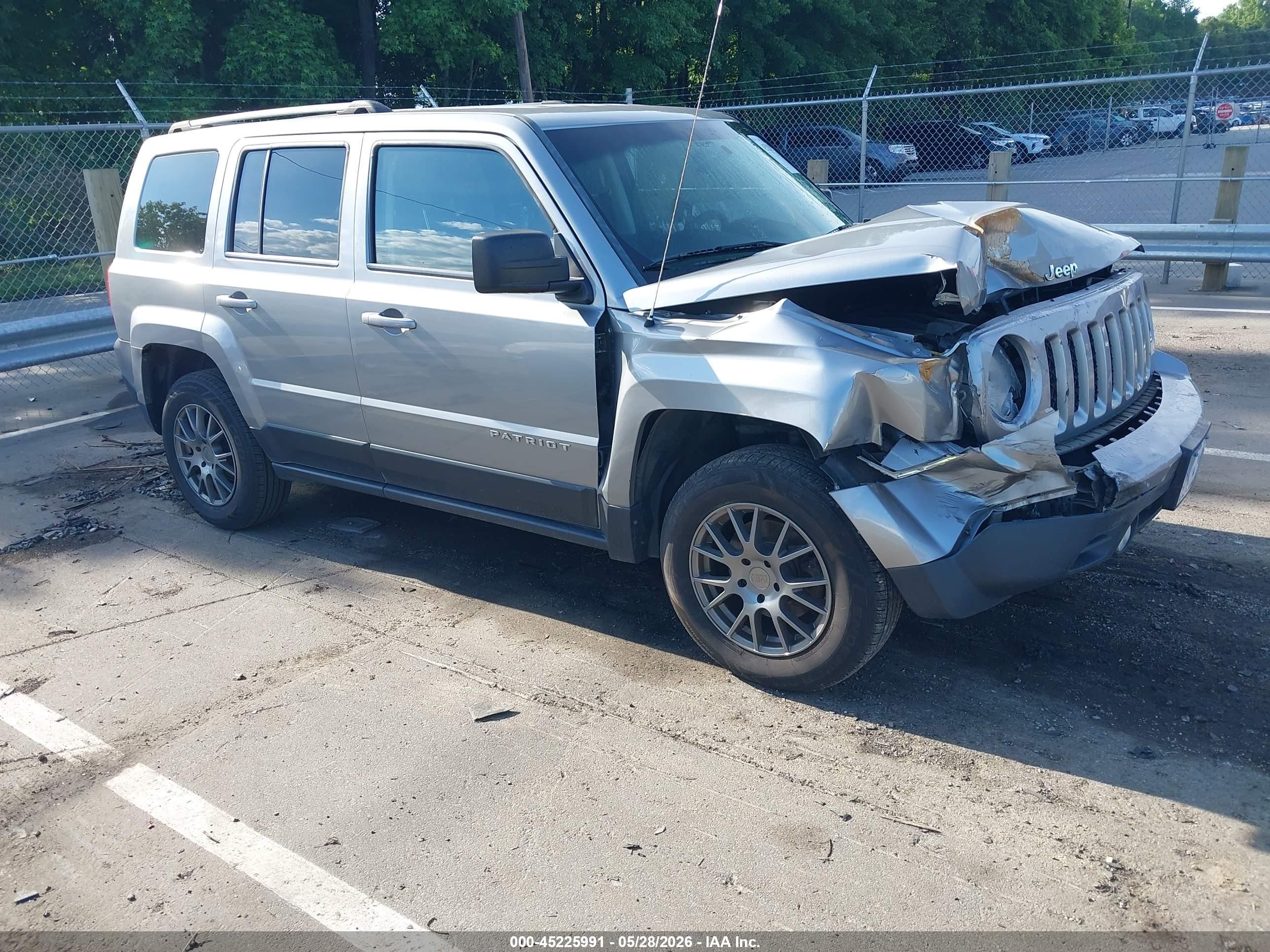 2015 Jeep Patriot Sport Серый vin: 1C4NJRBB9FD308114