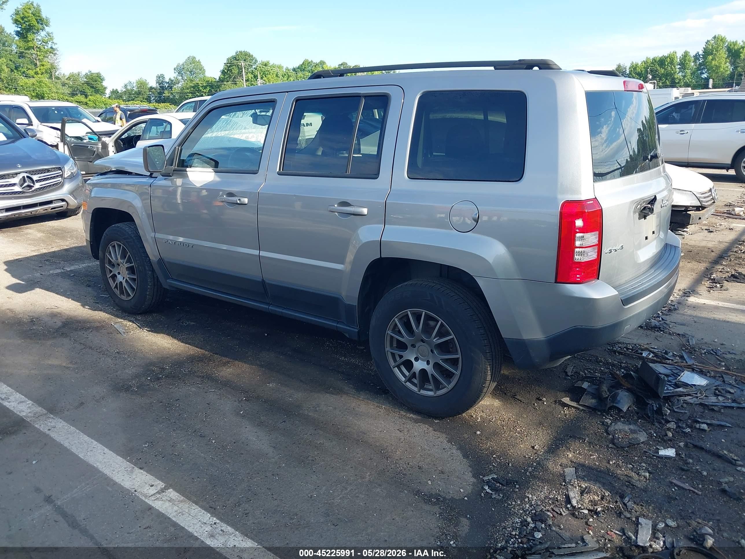 2015 Jeep Patriot Sport Серый vin: 1C4NJRBB9FD308114