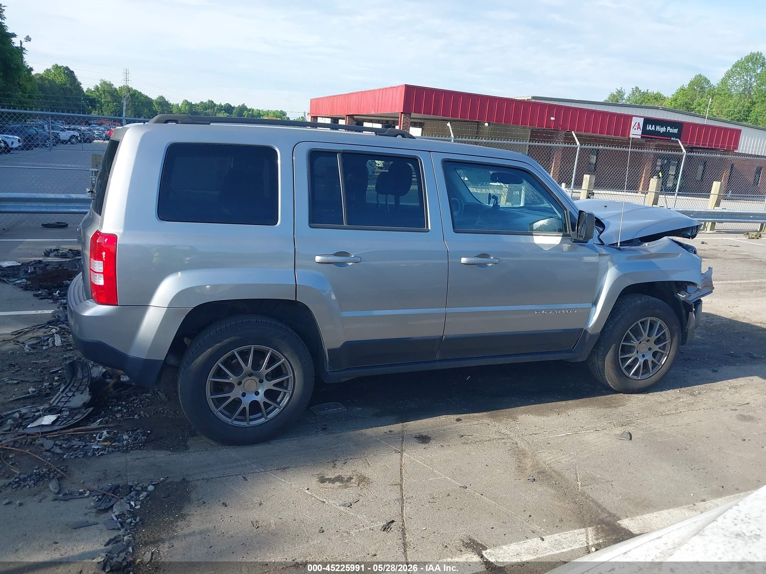 2015 Jeep Patriot Sport Серый vin: 1C4NJRBB9FD308114