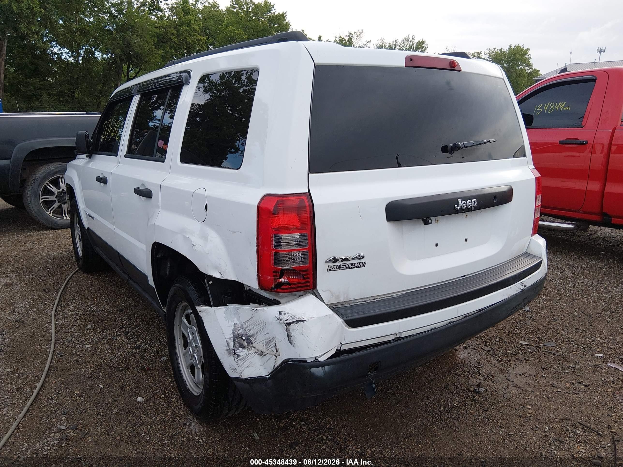 2015 Jeep Patriot Sport White vin: 1C4NJRBB9FD424168
