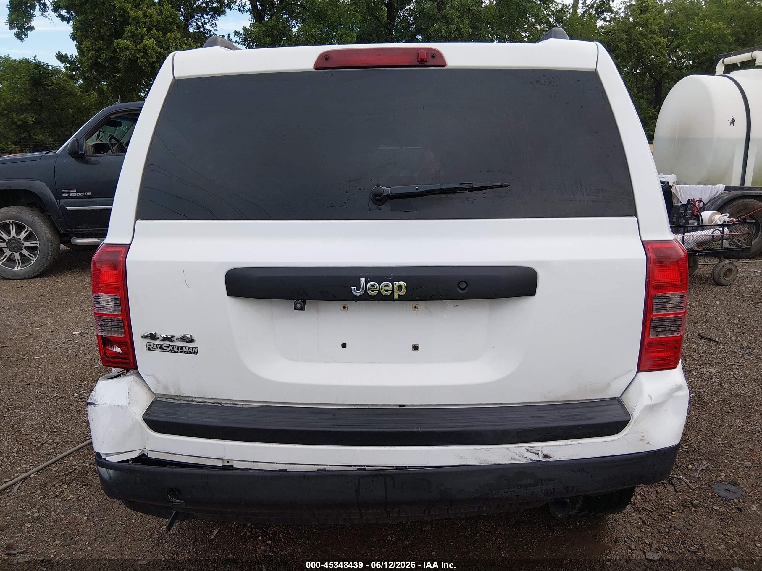 2015 Jeep Patriot Sport White vin: 1C4NJRBB9FD424168
