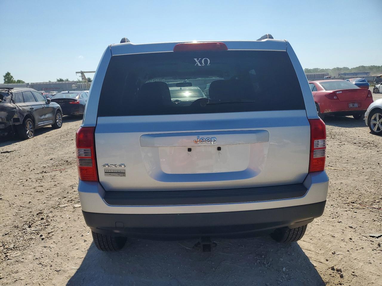 2013 Jeep Patriot Sport Silver vin: 1C4NJRBBXDD129366