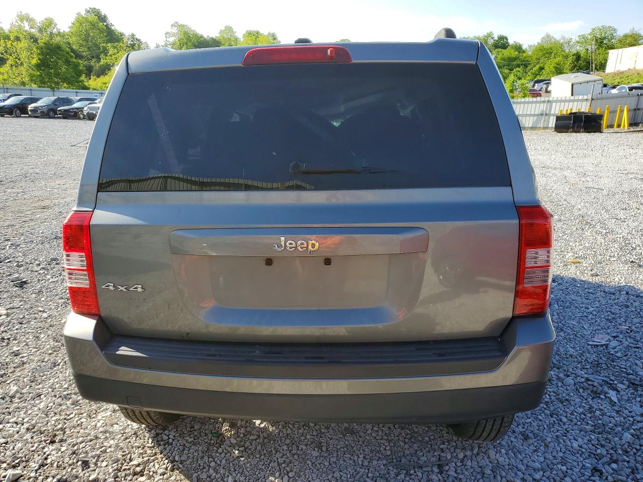 2013 Jeep Patriot Sport Gray vin: 1C4NJRBBXDD274794