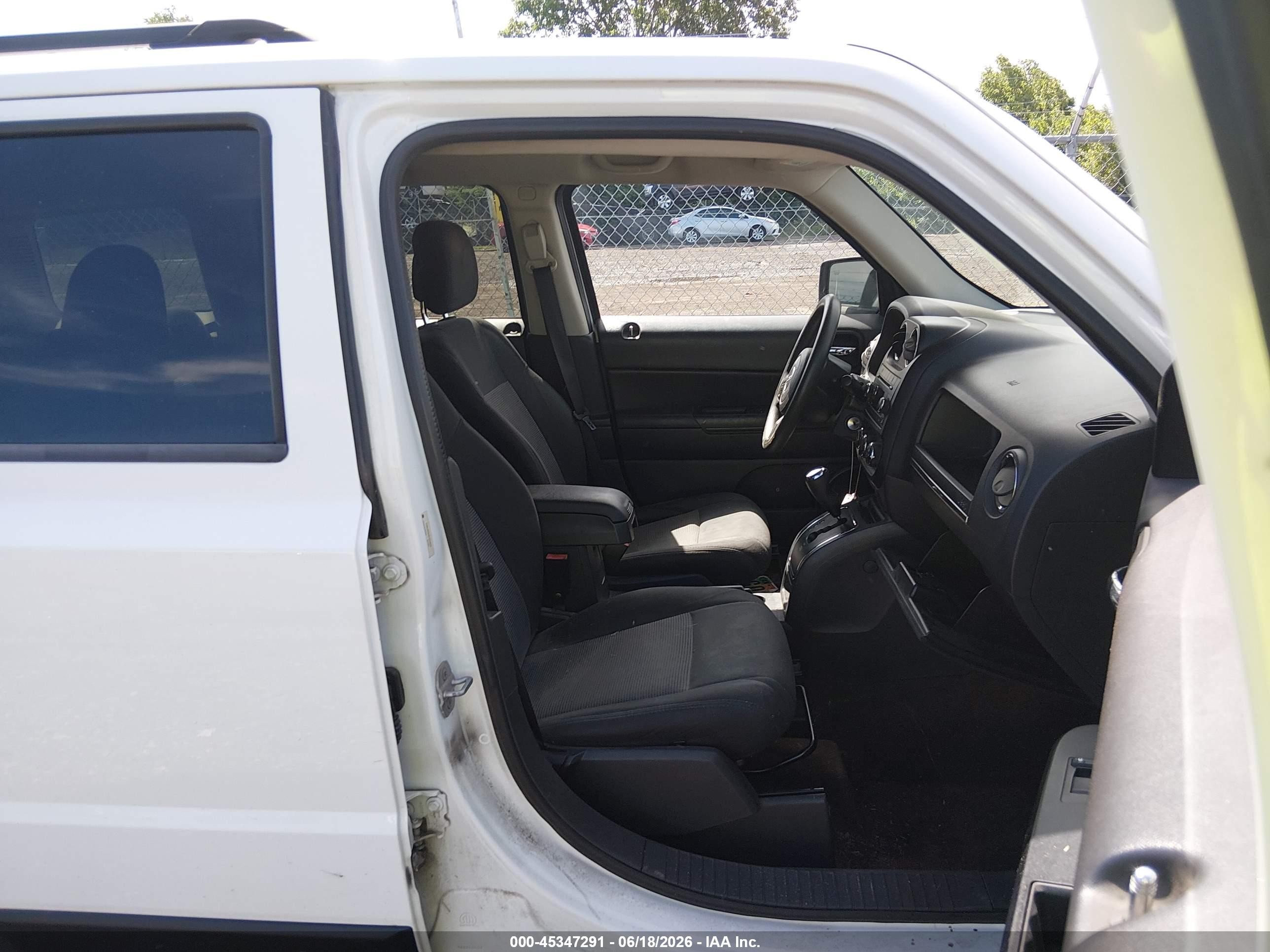 2014 Jeep Patriot Sport White vin: 1C4NJRBBXED534032