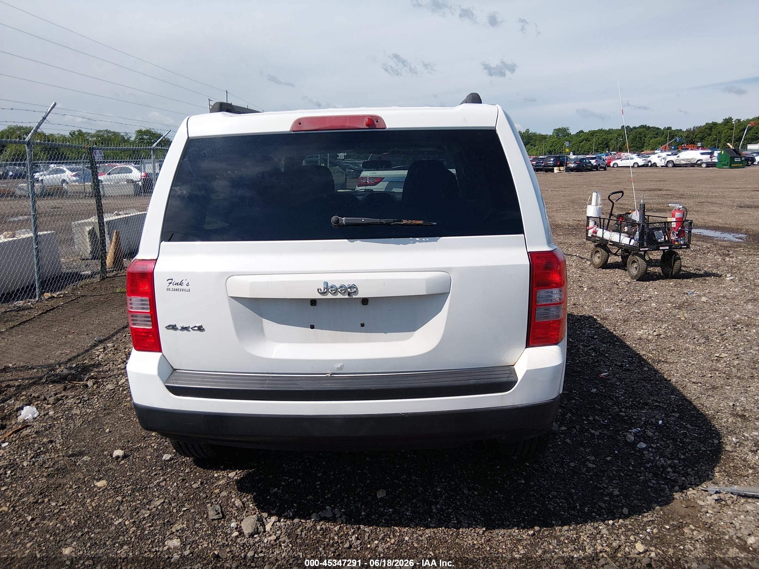 2014 Jeep Patriot Sport White vin: 1C4NJRBBXED534032