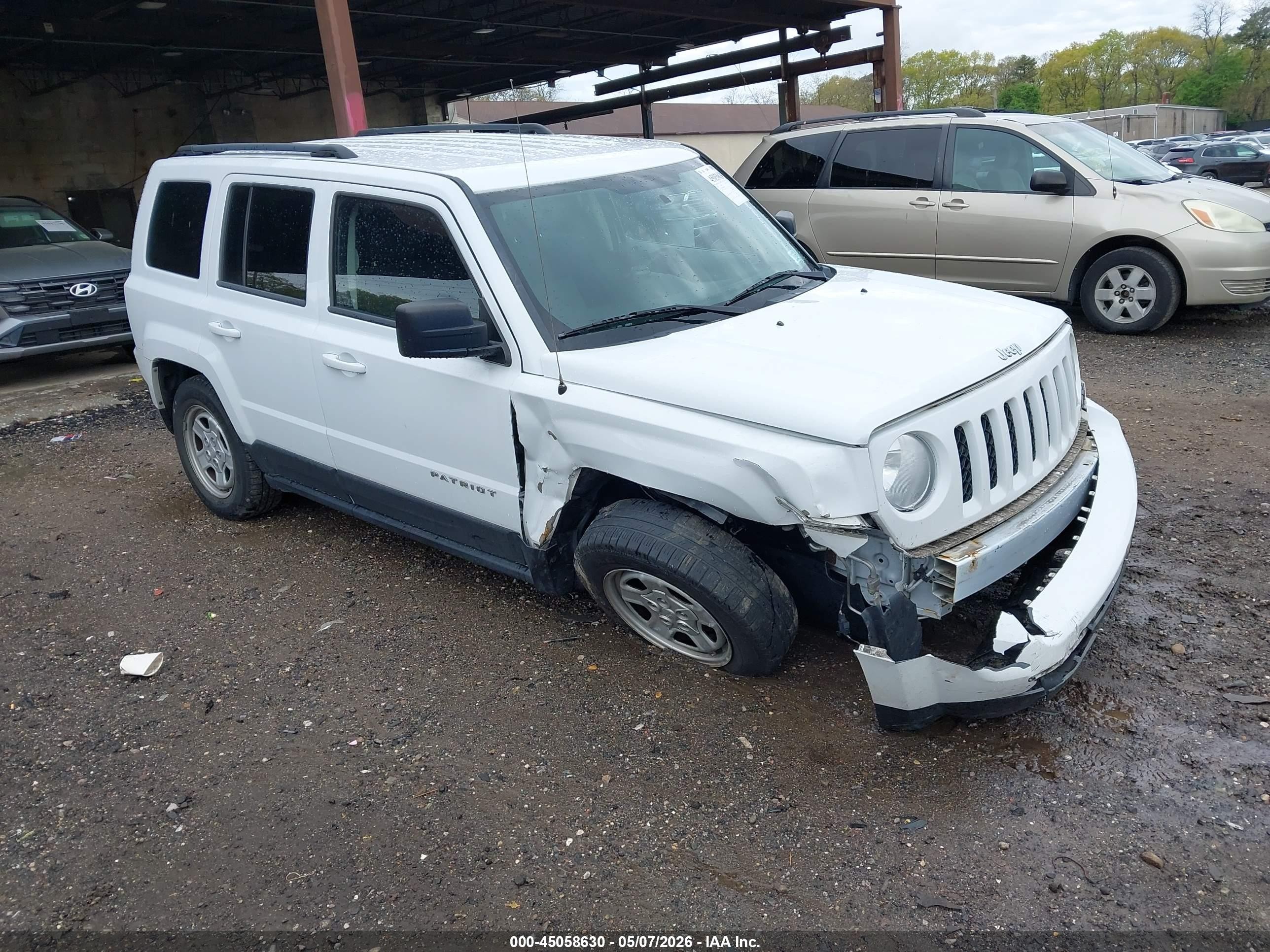 2014 Jeep Patriot Sport White vin: 1C4NJRBBXED808684
