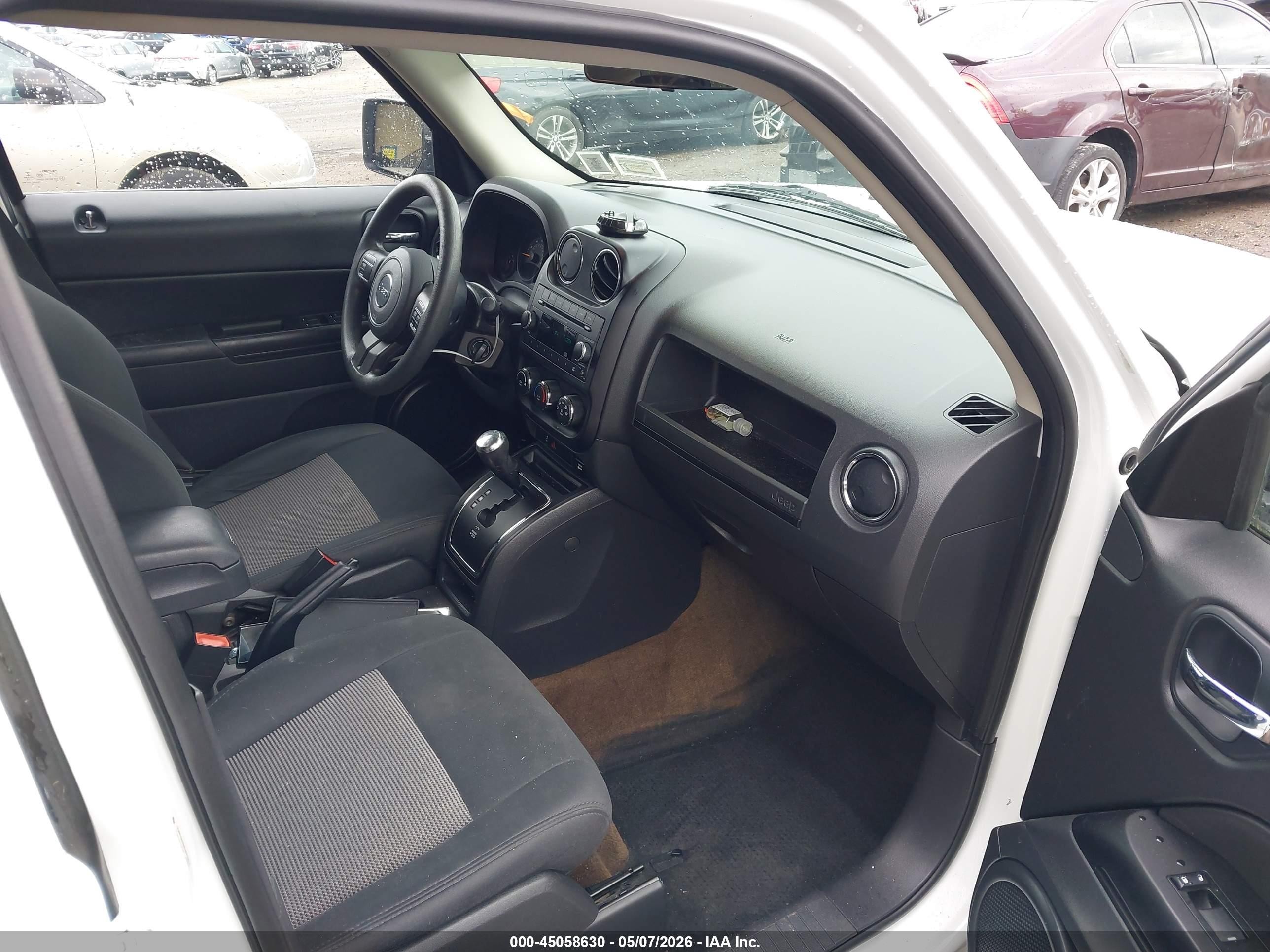 2014 Jeep Patriot Sport White vin: 1C4NJRBBXED808684