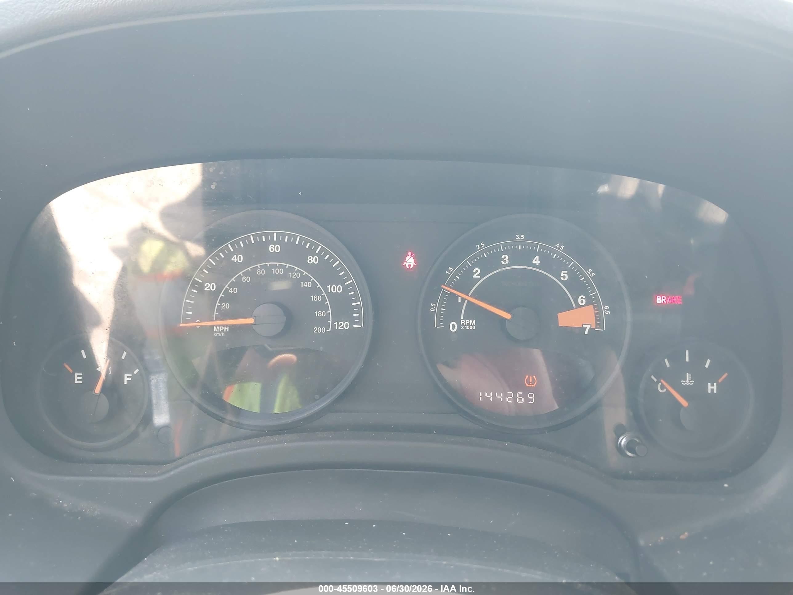 2014 Jeep Patriot Sport Gray vin: 1C4NJRBBXED852877