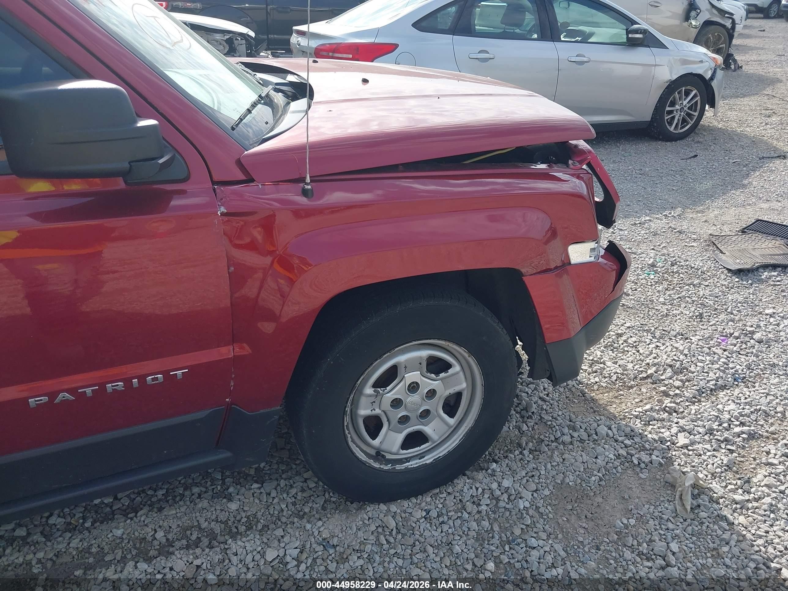 2014 Jeep Patriot Sport Red vin: 1C4NJRBBXED879660