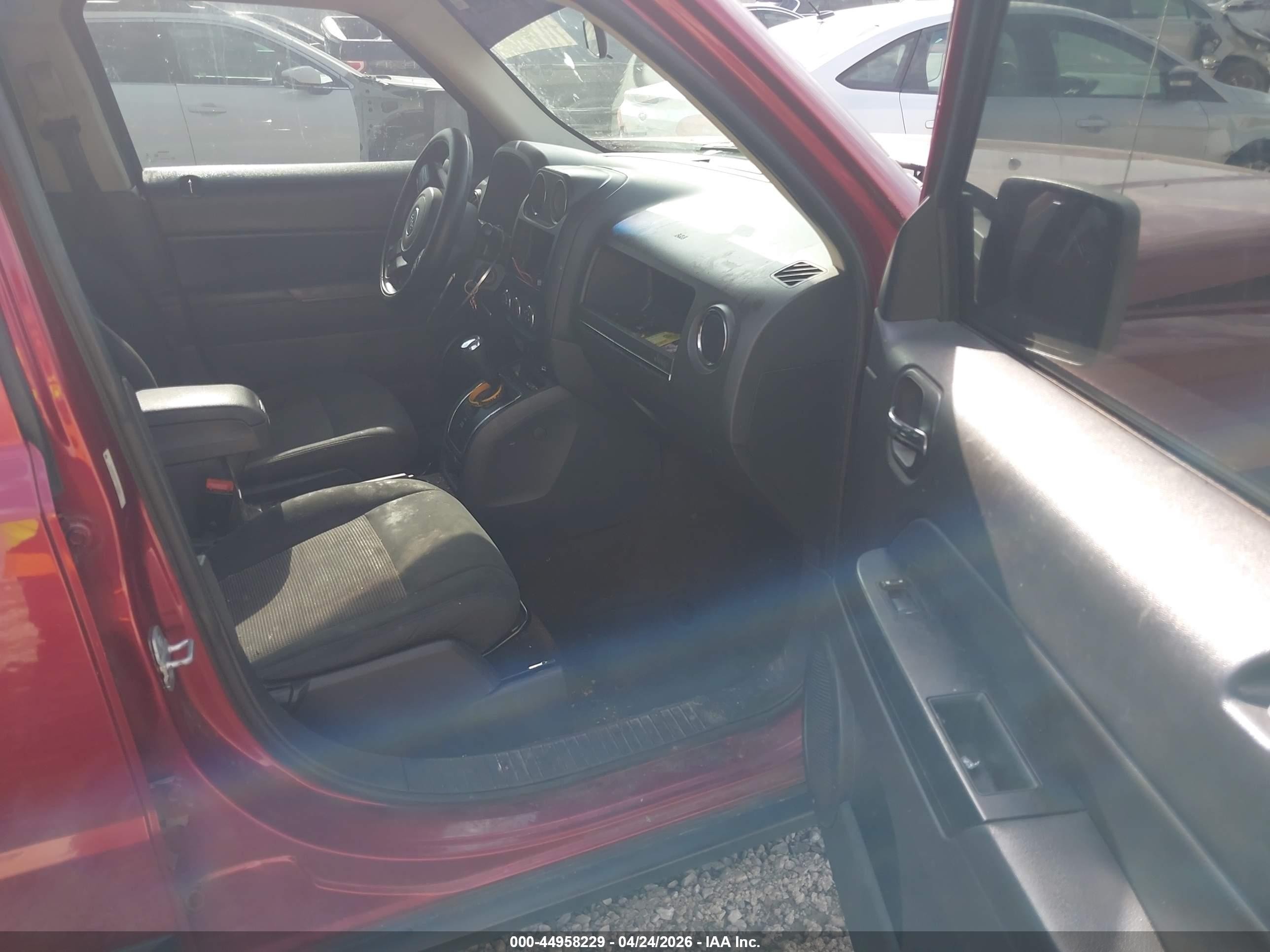 2014 Jeep Patriot Sport Red vin: 1C4NJRBBXED879660