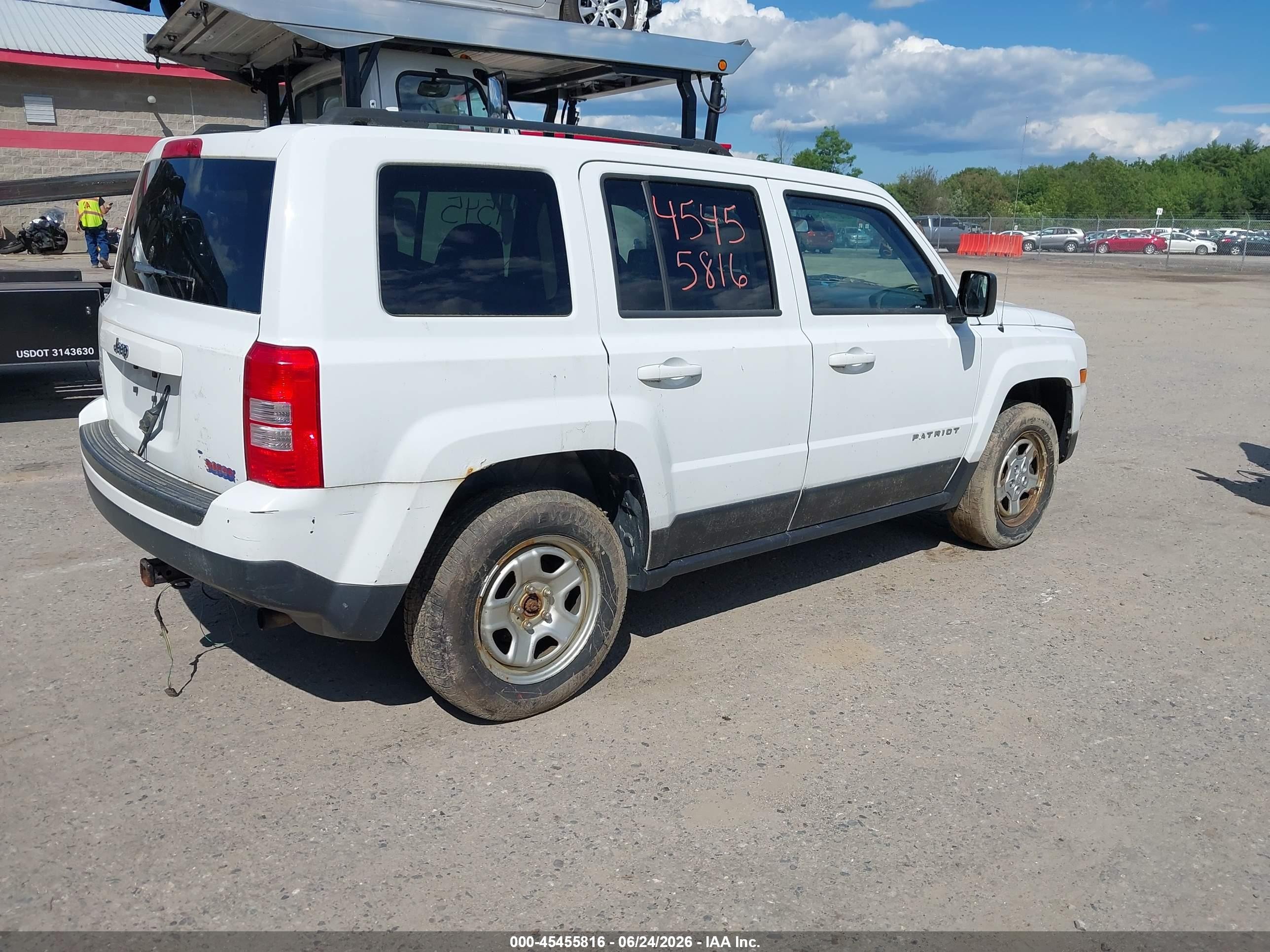 2015 Jeep Patriot Sport White vin: 1C4NJRBBXFD376714