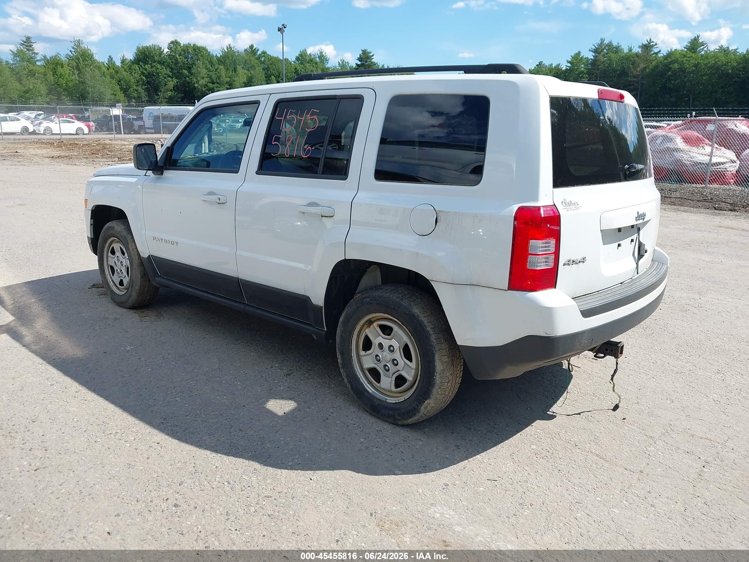 2015 Jeep Patriot Sport White vin: 1C4NJRBBXFD376714