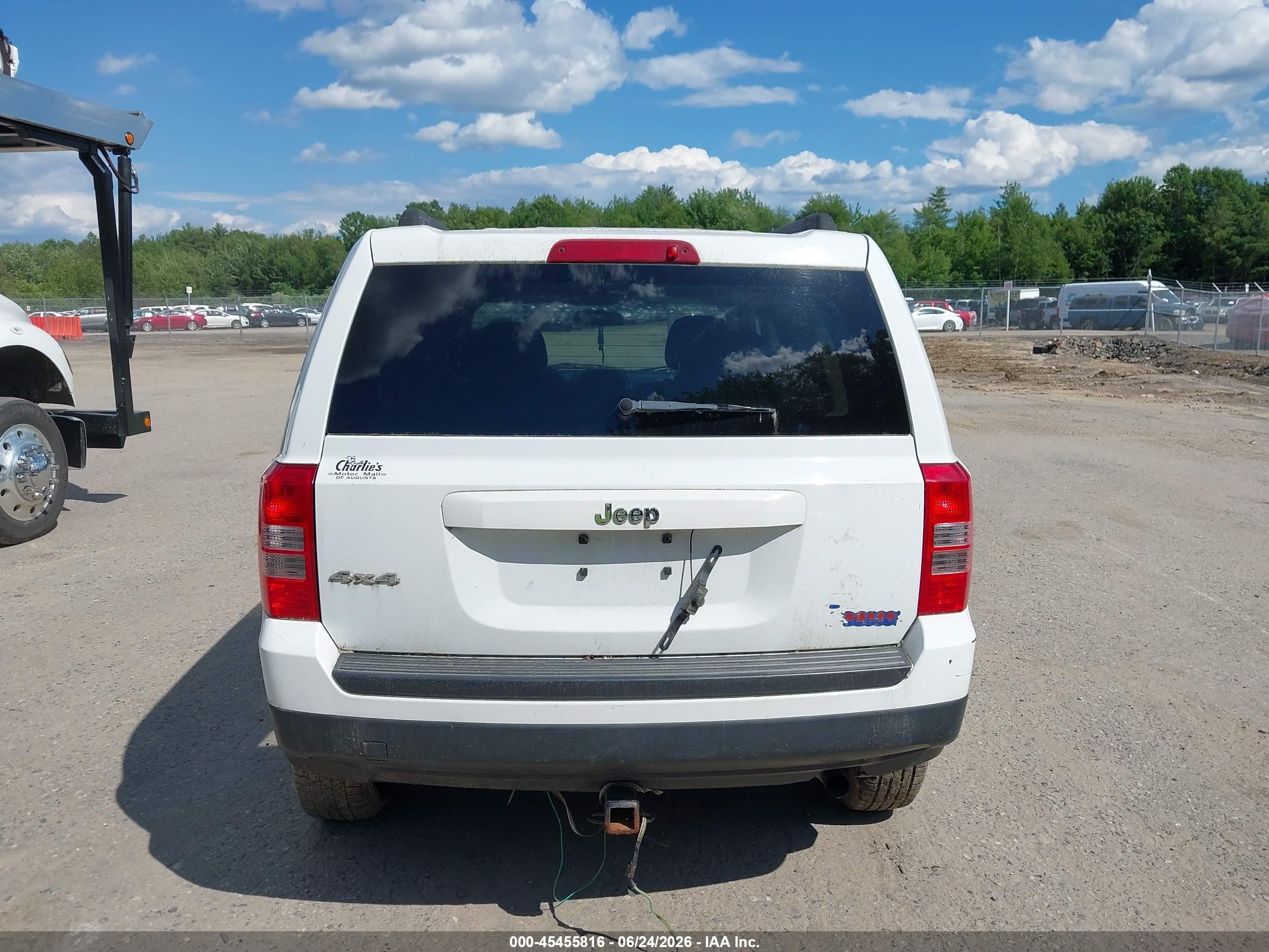 2015 Jeep Patriot Sport White vin: 1C4NJRBBXFD376714