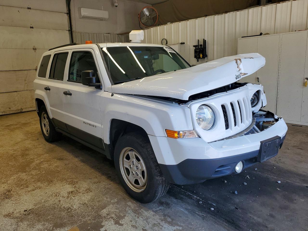 2015 Jeep Patriot Sport White vin: 1C4NJRBBXFD408609