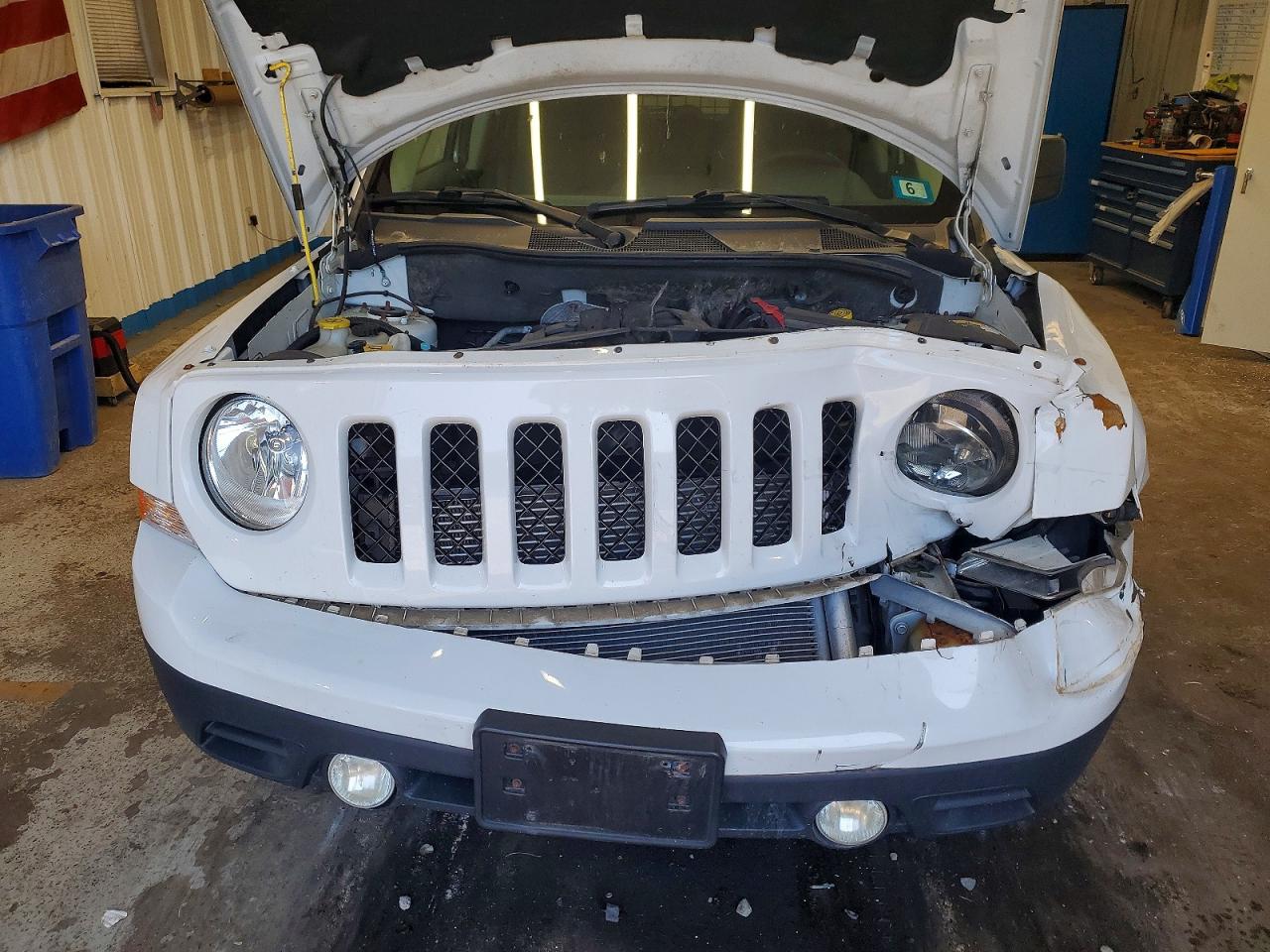 2015 Jeep Patriot Sport White vin: 1C4NJRBBXFD408609