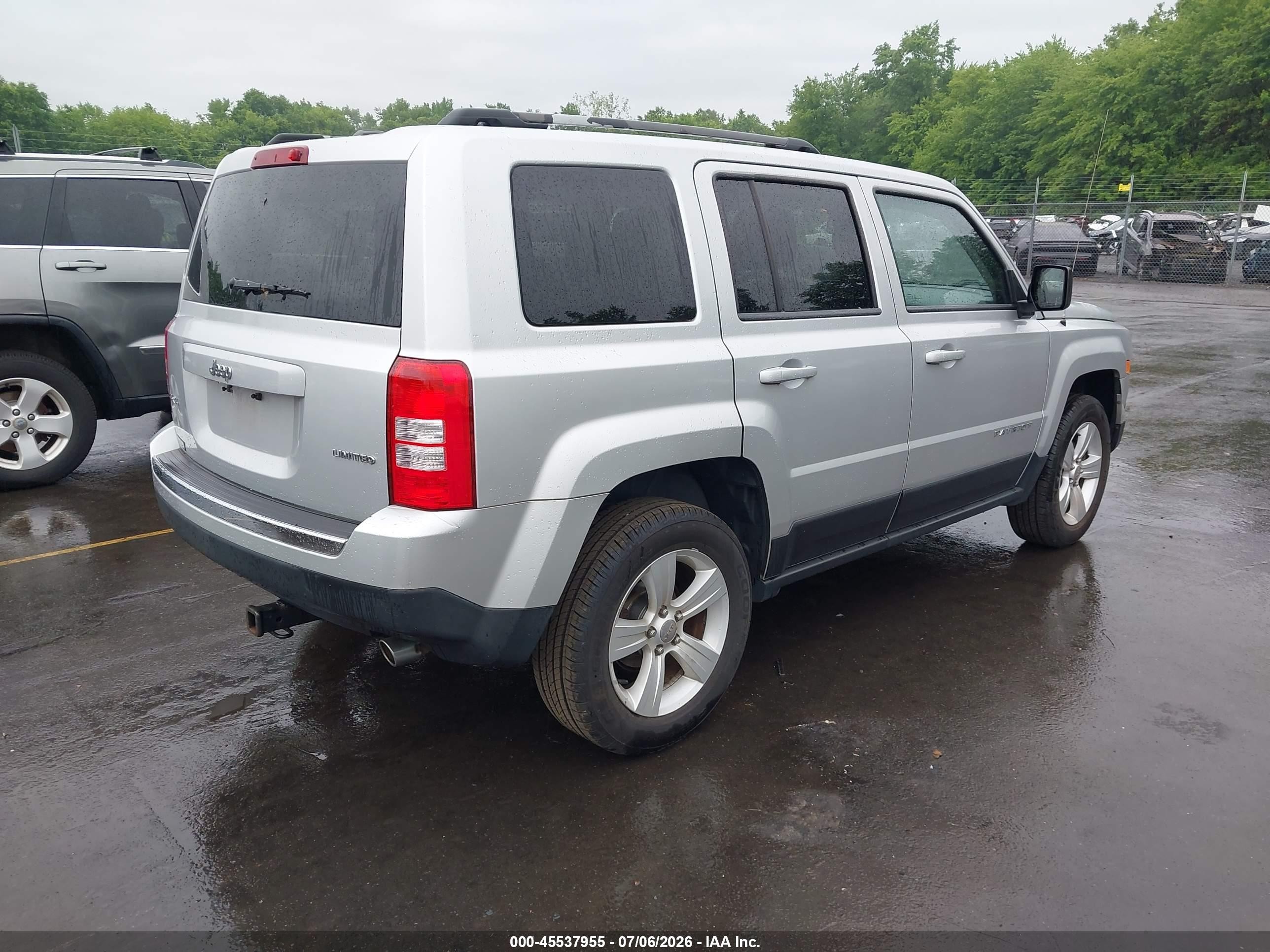 2014 Jeep Patriot Limited Silver vin: 1C4NJRCB0ED542087