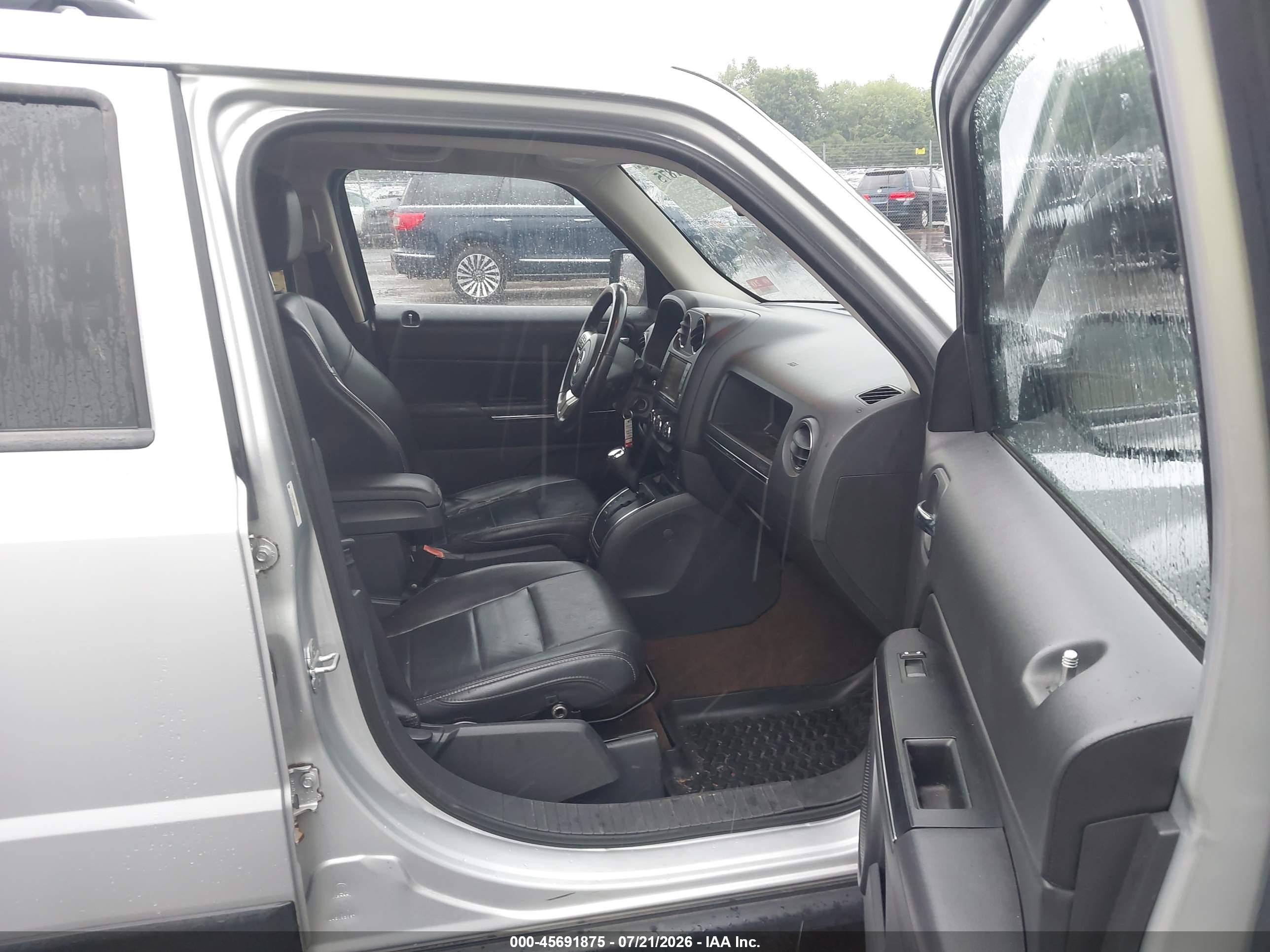 2014 Jeep Patriot Limited Silver vin: 1C4NJRCB0ED542087