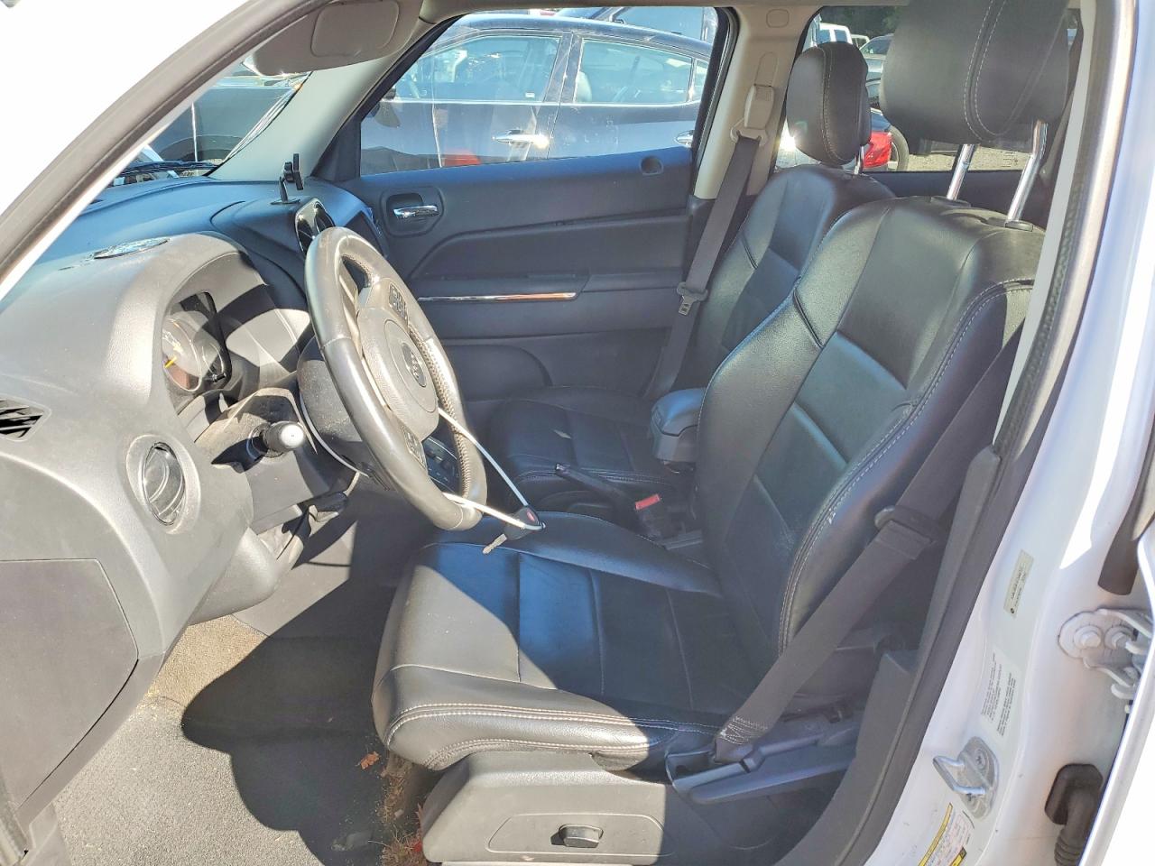 2014 Jeep Patriot Limited Белый vin: 1C4NJRCB1ED660729