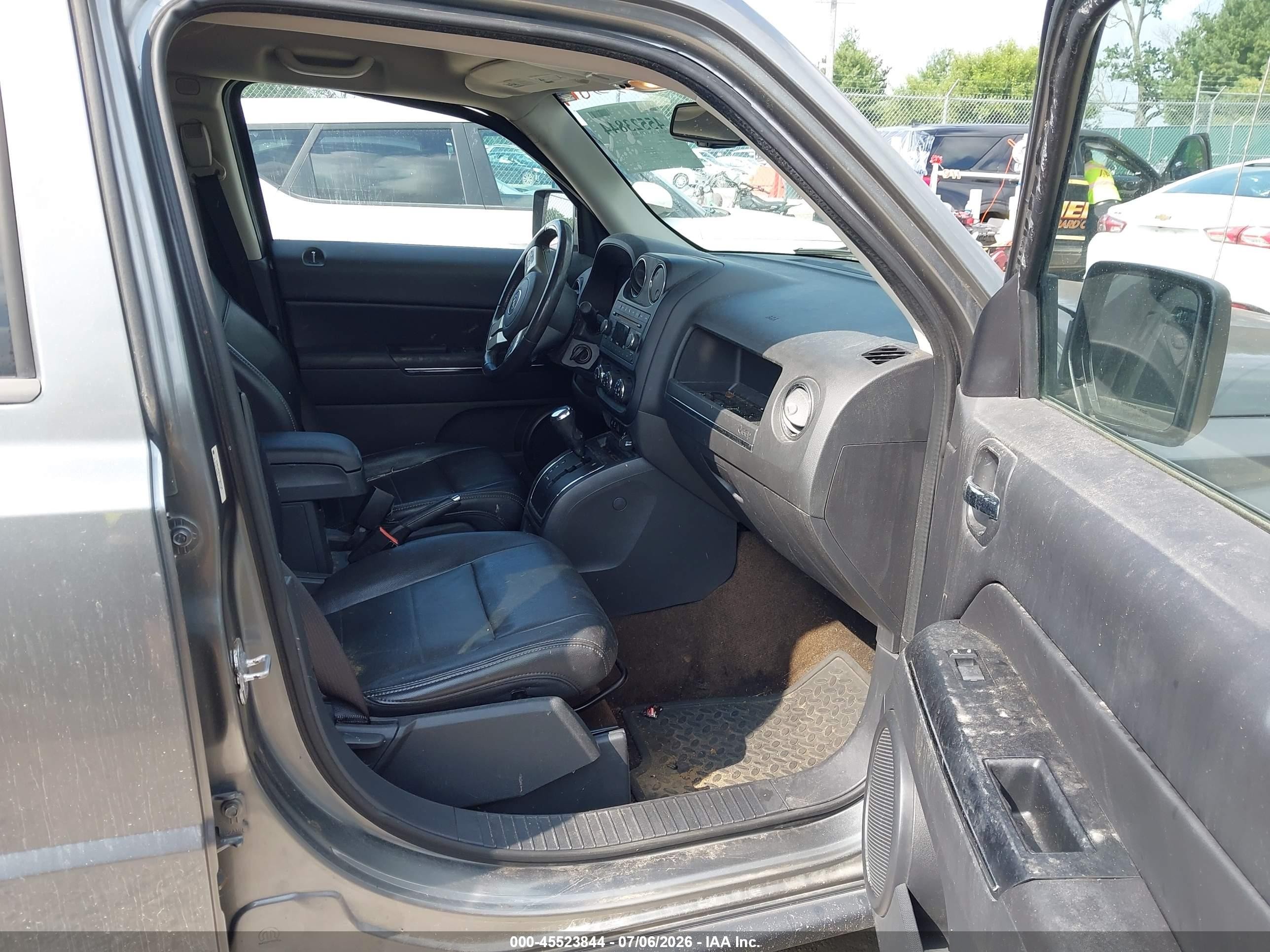 2014 Jeep Patriot Limited Gray vin: 1C4NJRCB2ED563748