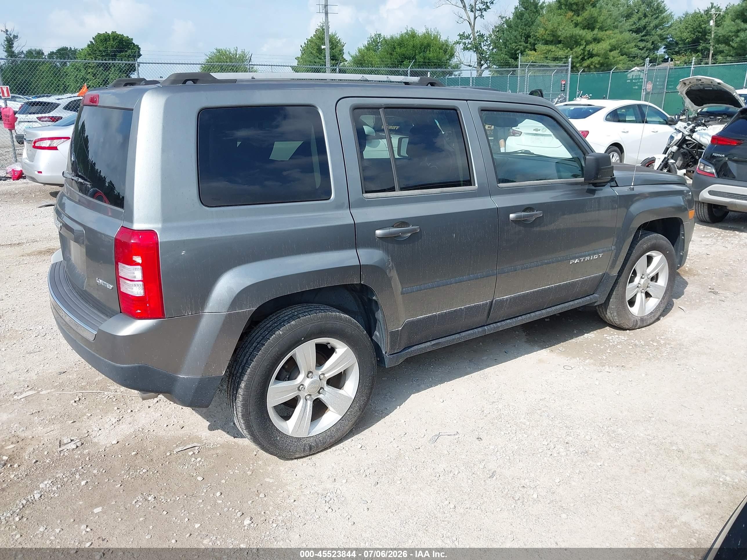 2014 Jeep Patriot Limited Gray vin: 1C4NJRCB2ED563748
