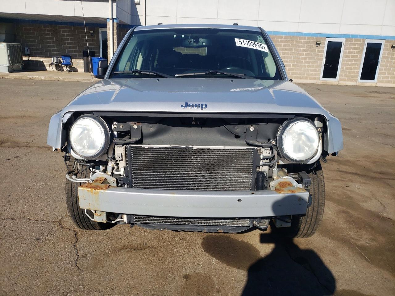 2012 Jeep Patriot Limited Silver vin: 1C4NJRCB3CD558250