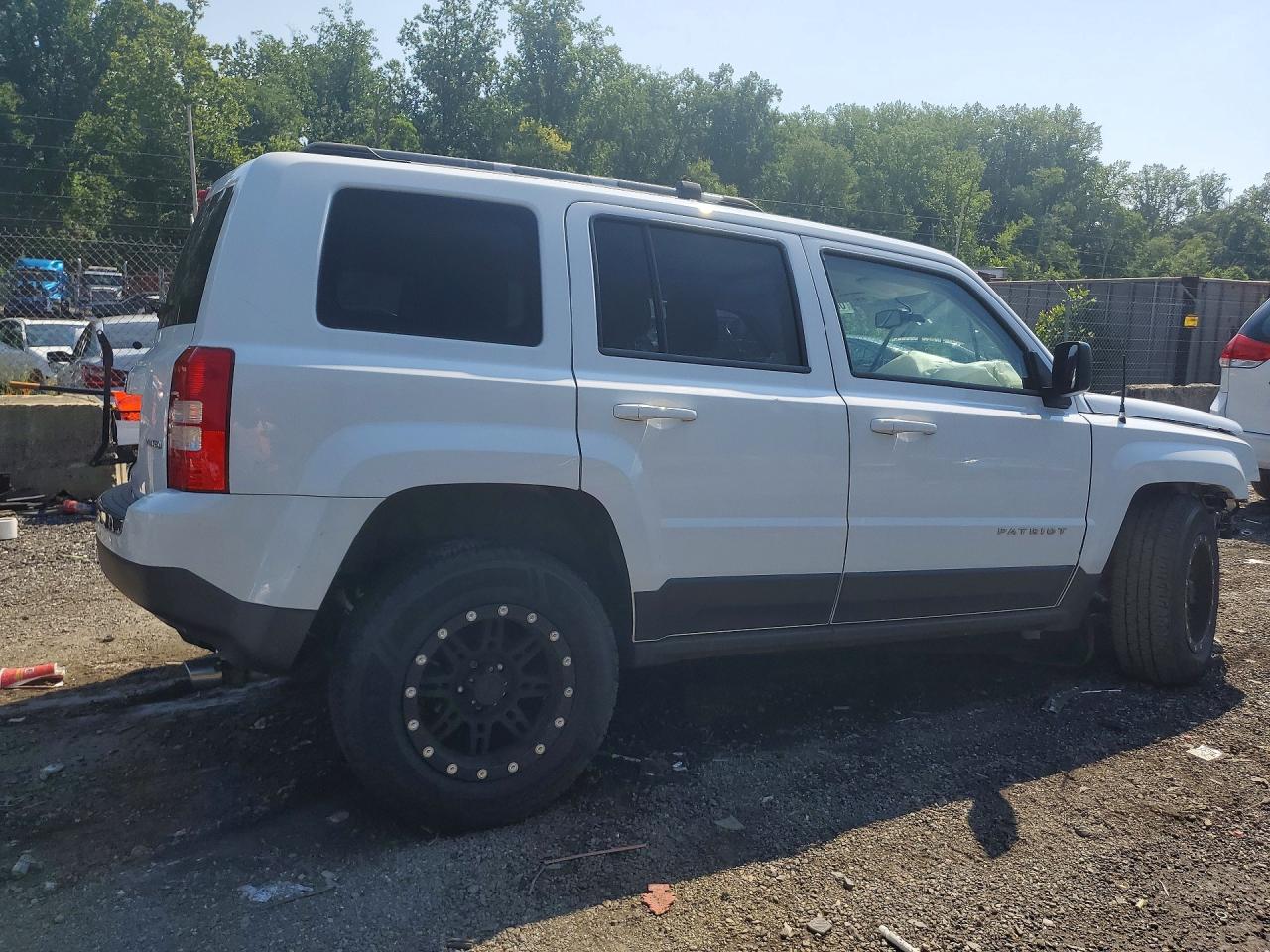 2014 Jeep Patriot Limited White vin: 1C4NJRCB5ED532736