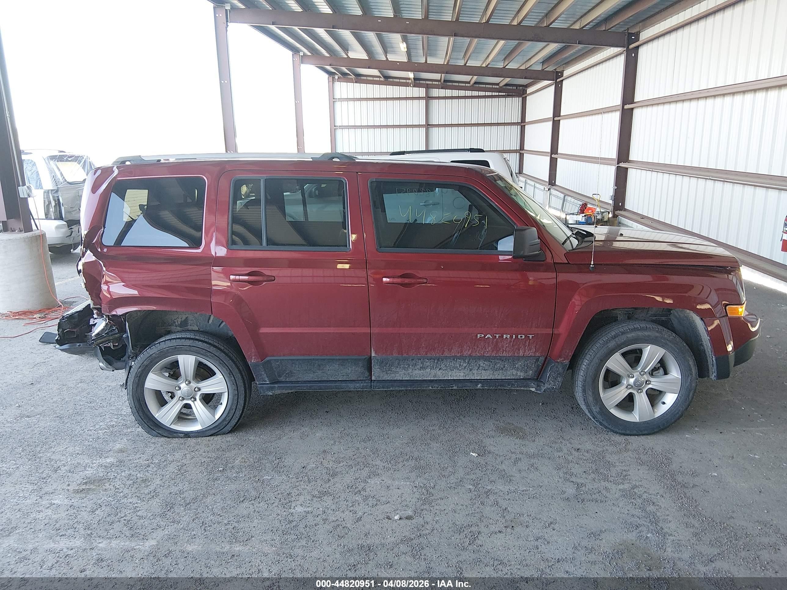 2014 Jeep Patriot Limited Maroon vin: 1C4NJRCB7ED928456