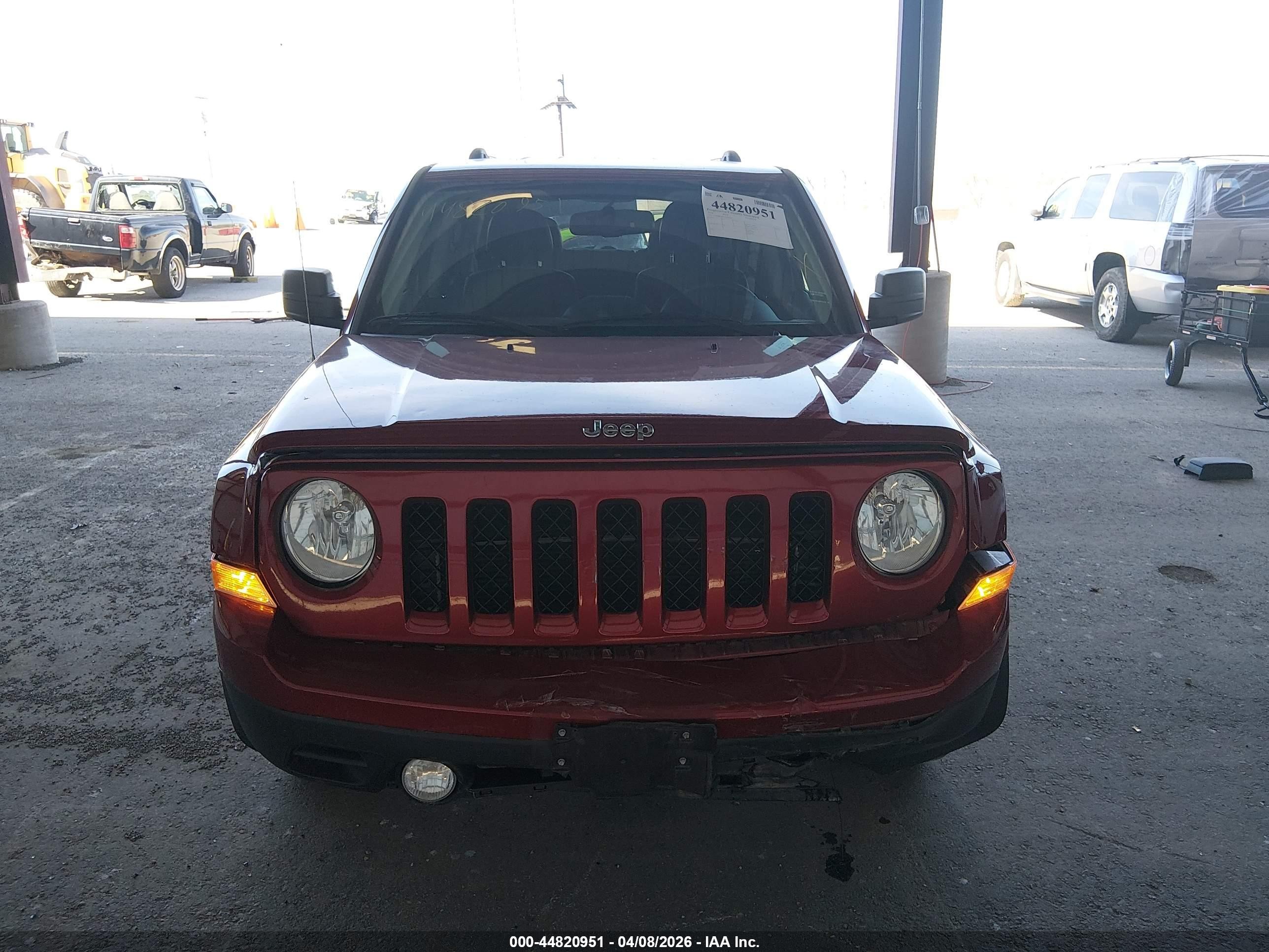 2014 Jeep Patriot Limited Maroon vin: 1C4NJRCB7ED928456