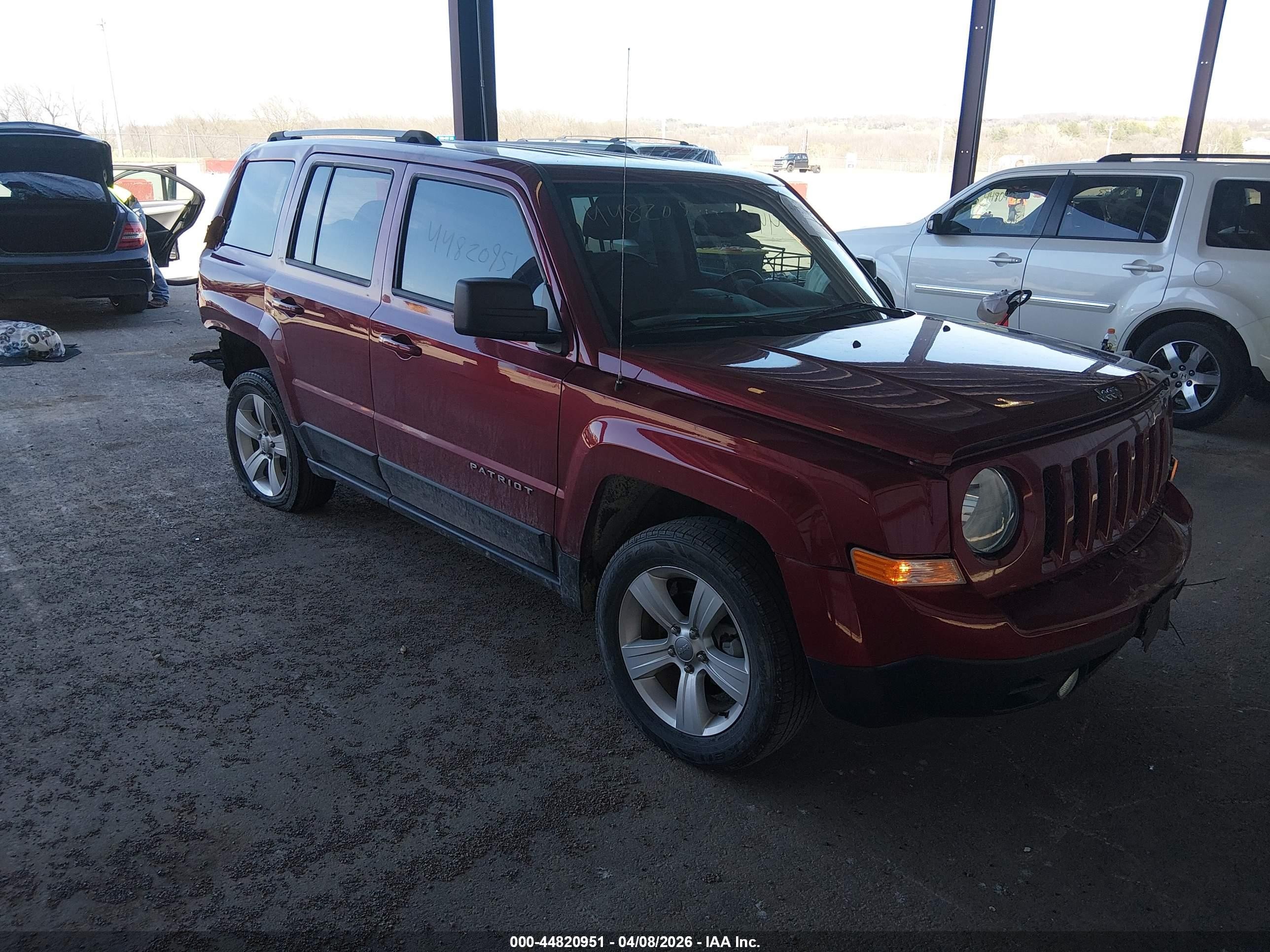 2014 Jeep Patriot Limited Maroon vin: 1C4NJRCB7ED928456