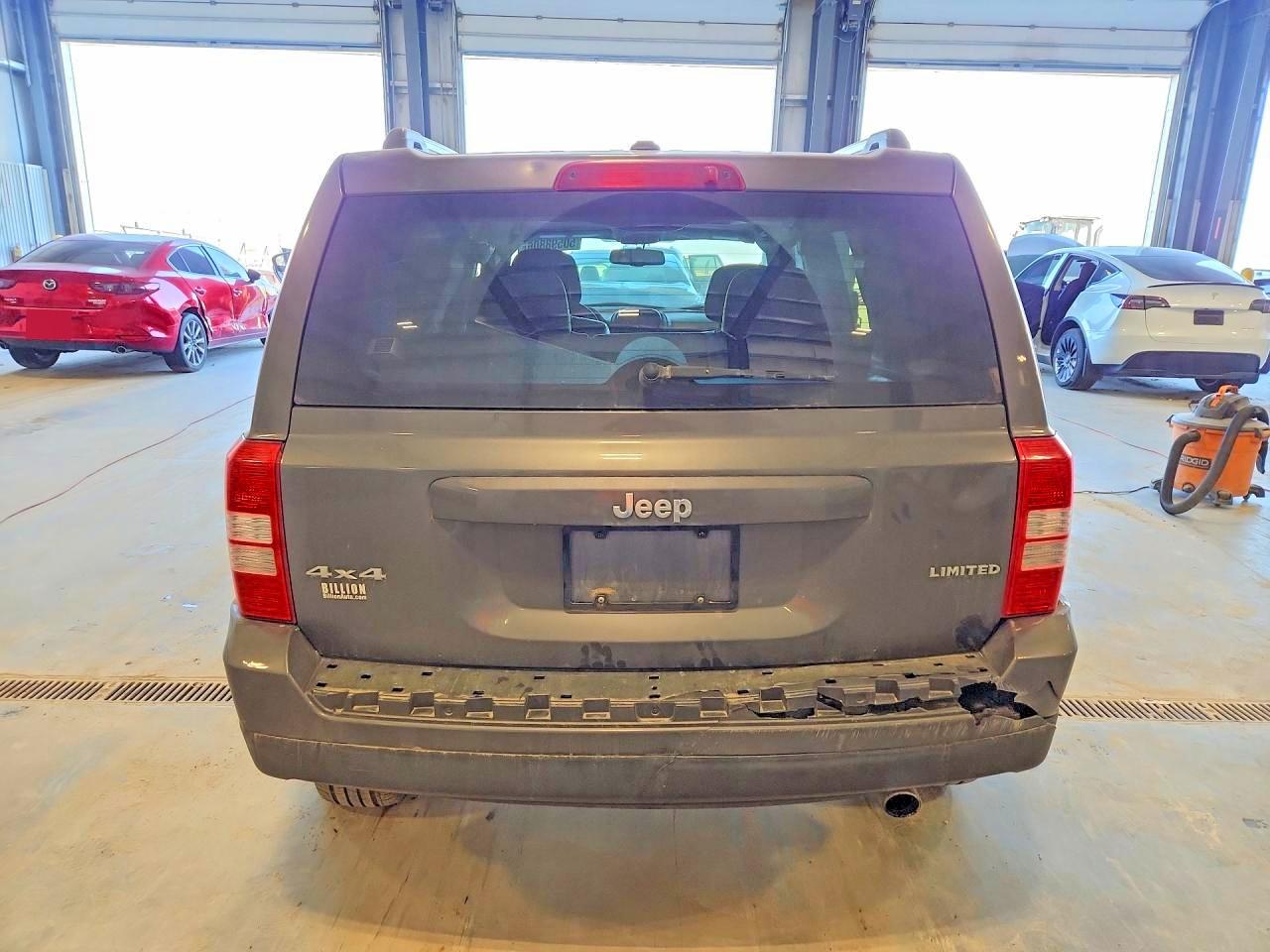 2015 Jeep Patriot Limited Gray vin: 1C4NJRCB8FD183895