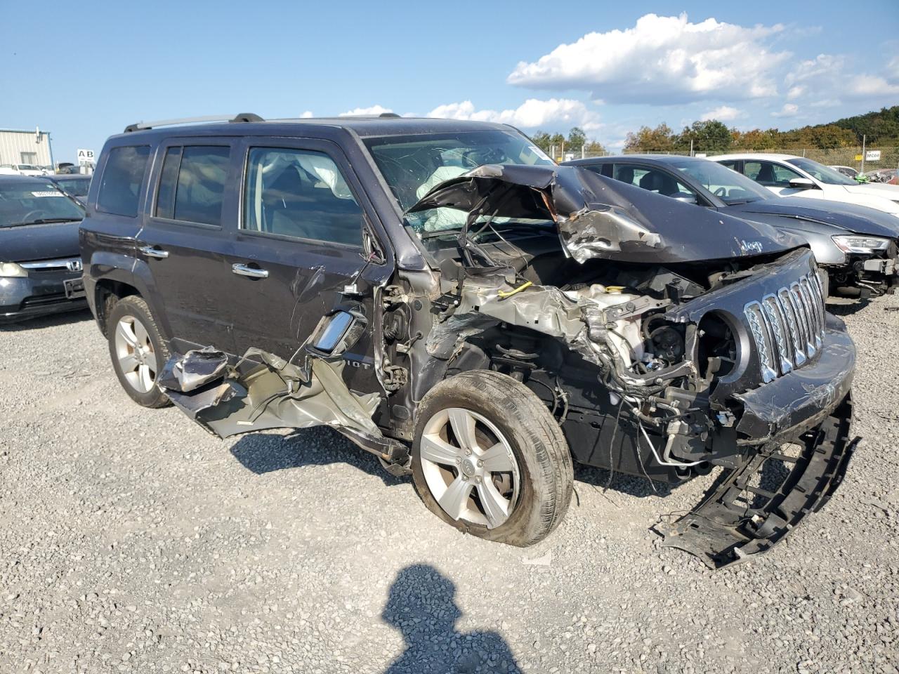 2015 Jeep Patriot Limited Серый vin: 1C4NJRCB8FD190300