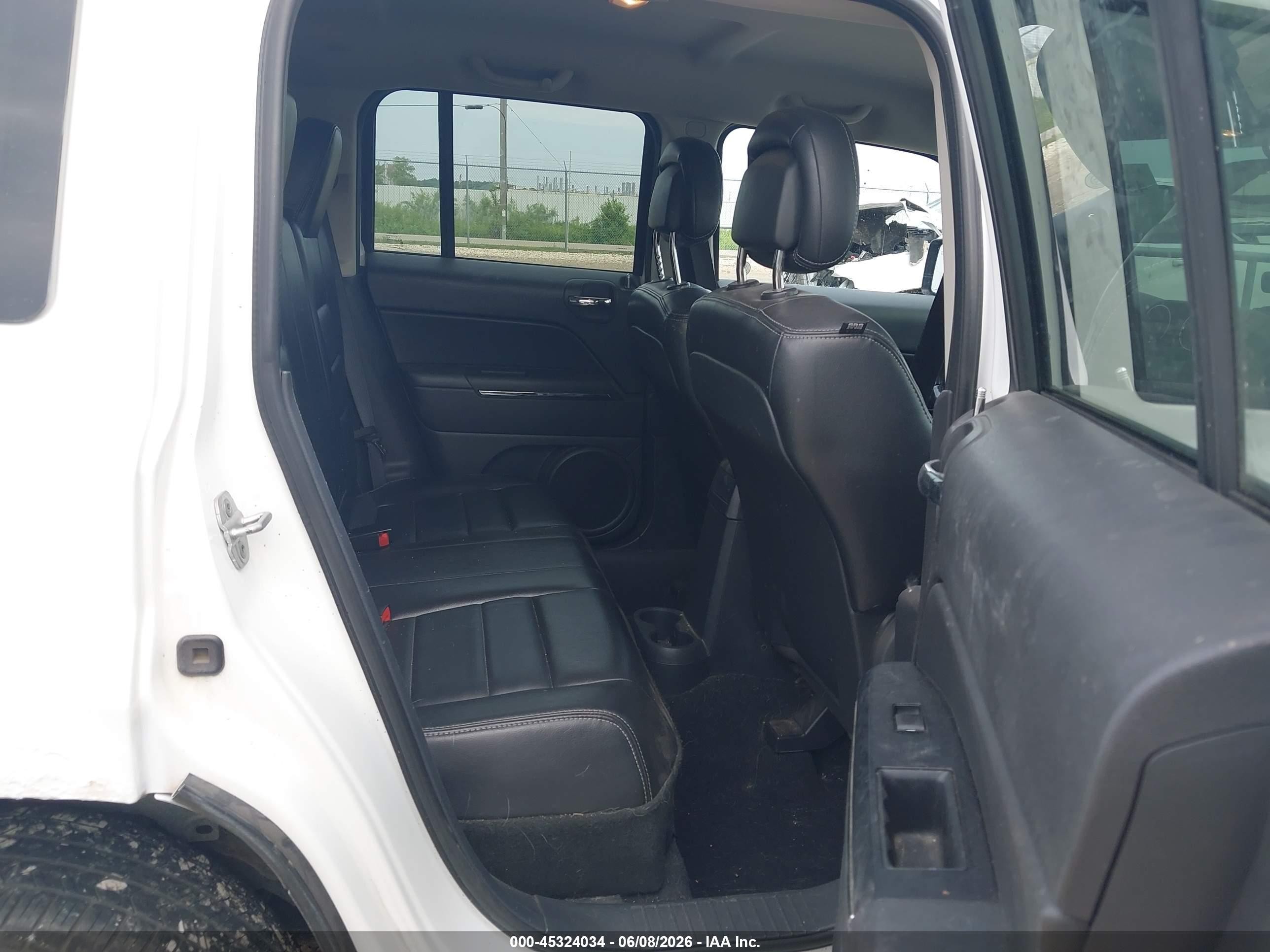 2012 Jeep Patriot Limited White vin: 1C4NJRCB9CD580947
