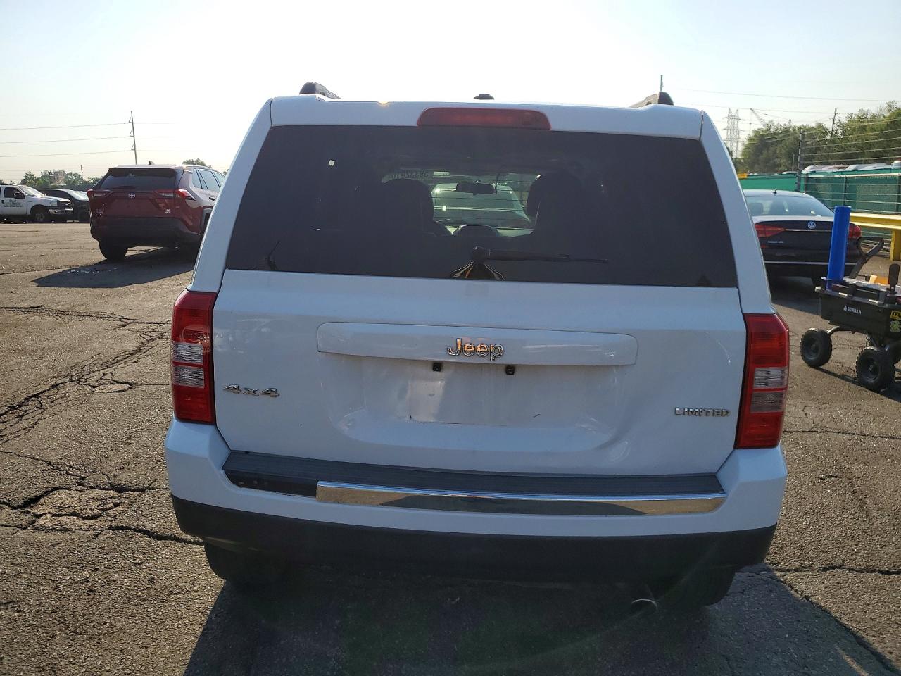 2013 Jeep Patriot Limited White vin: 1C4NJRCB9DD185376