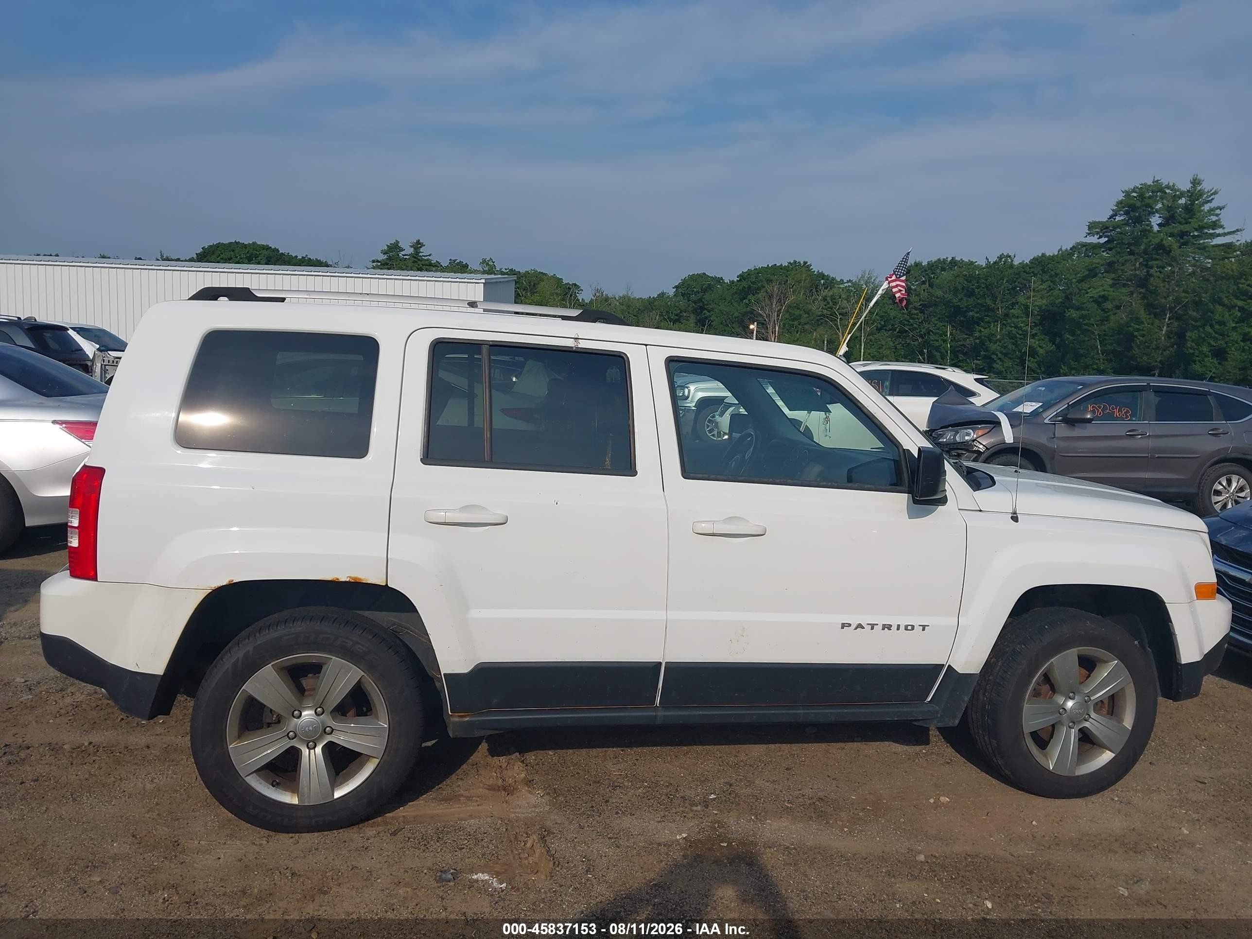 2014 Jeep Patriot Limited Белый vin: 1C4NJRCBXED928726