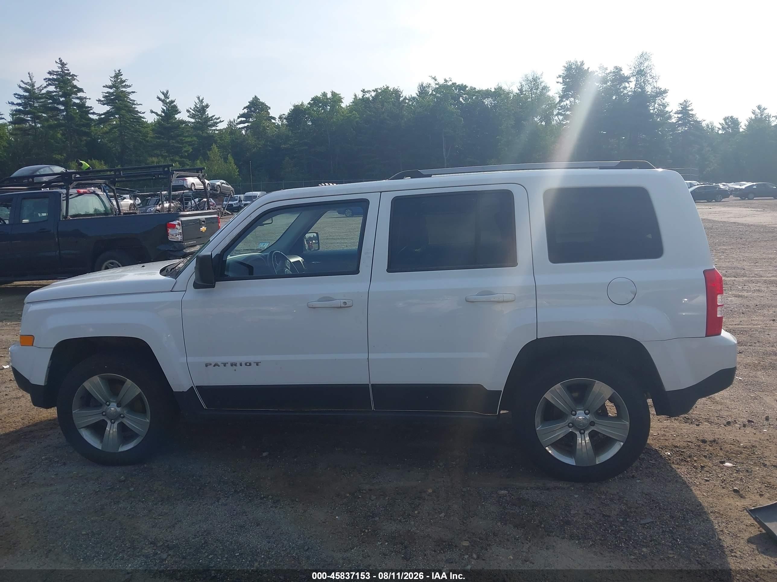 2014 Jeep Patriot Limited Белый vin: 1C4NJRCBXED928726