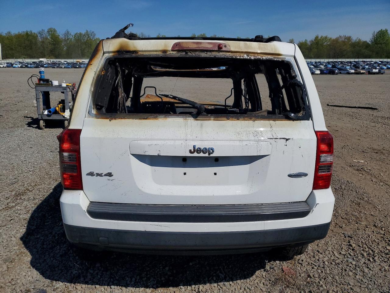 2012 Jeep Patriot Latitude Burn vin: 1C4NJRFB0CD538081