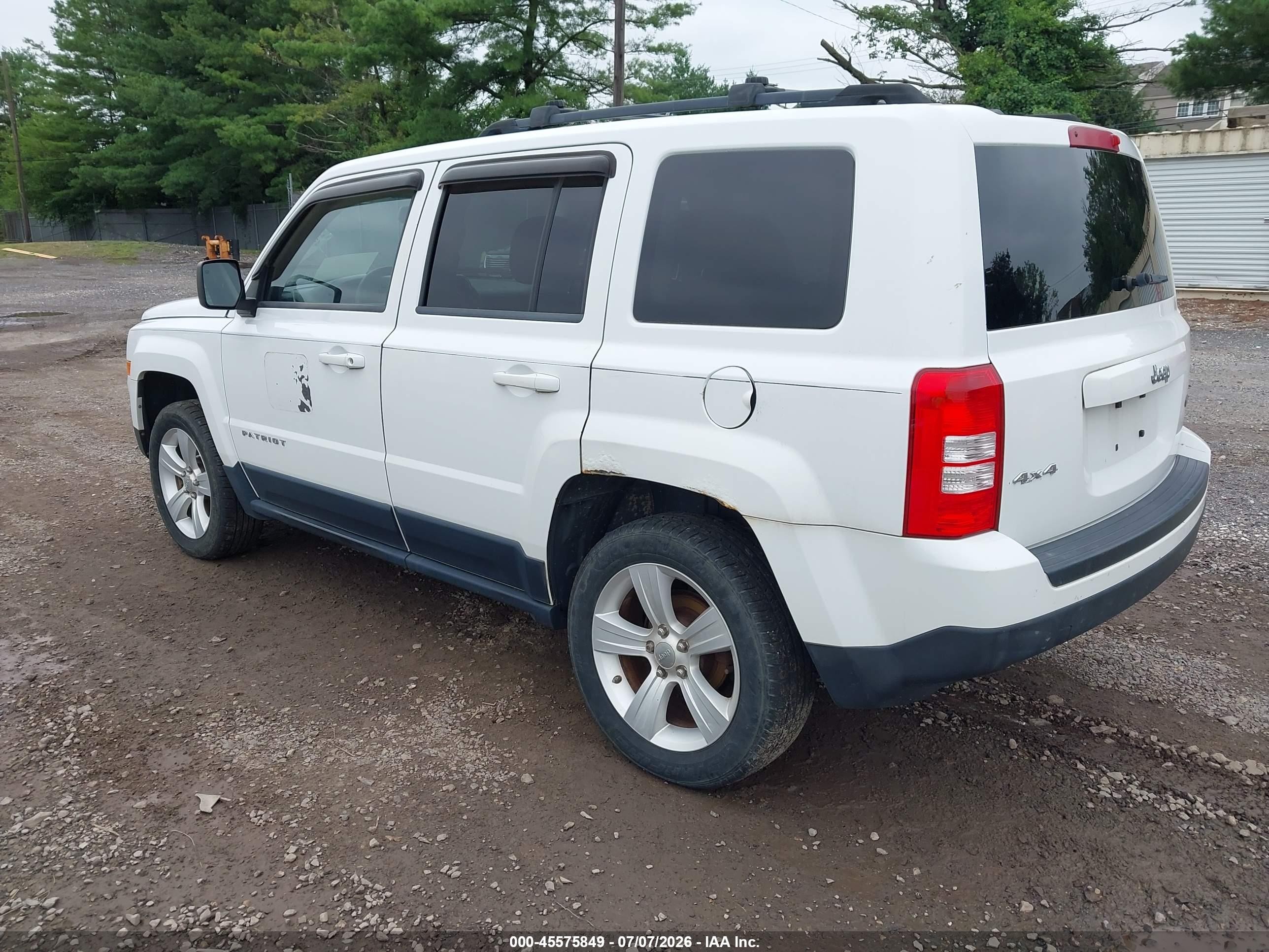2012 Jeep Patriot Latitude White vin: 1C4NJRFB0CD578757