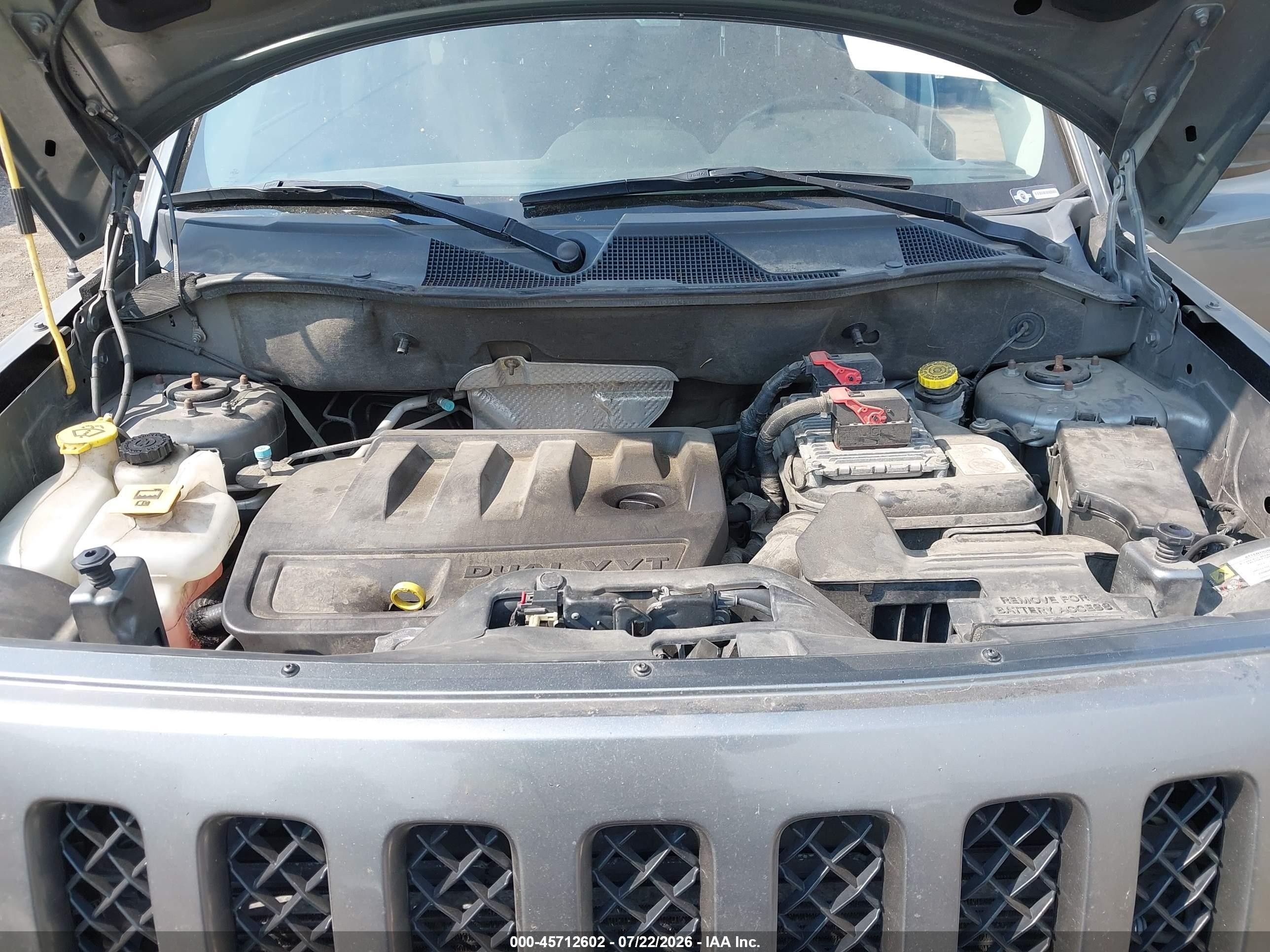 2013 Jeep Patriot Latitude Gray vin: 1C4NJRFB0DD108570