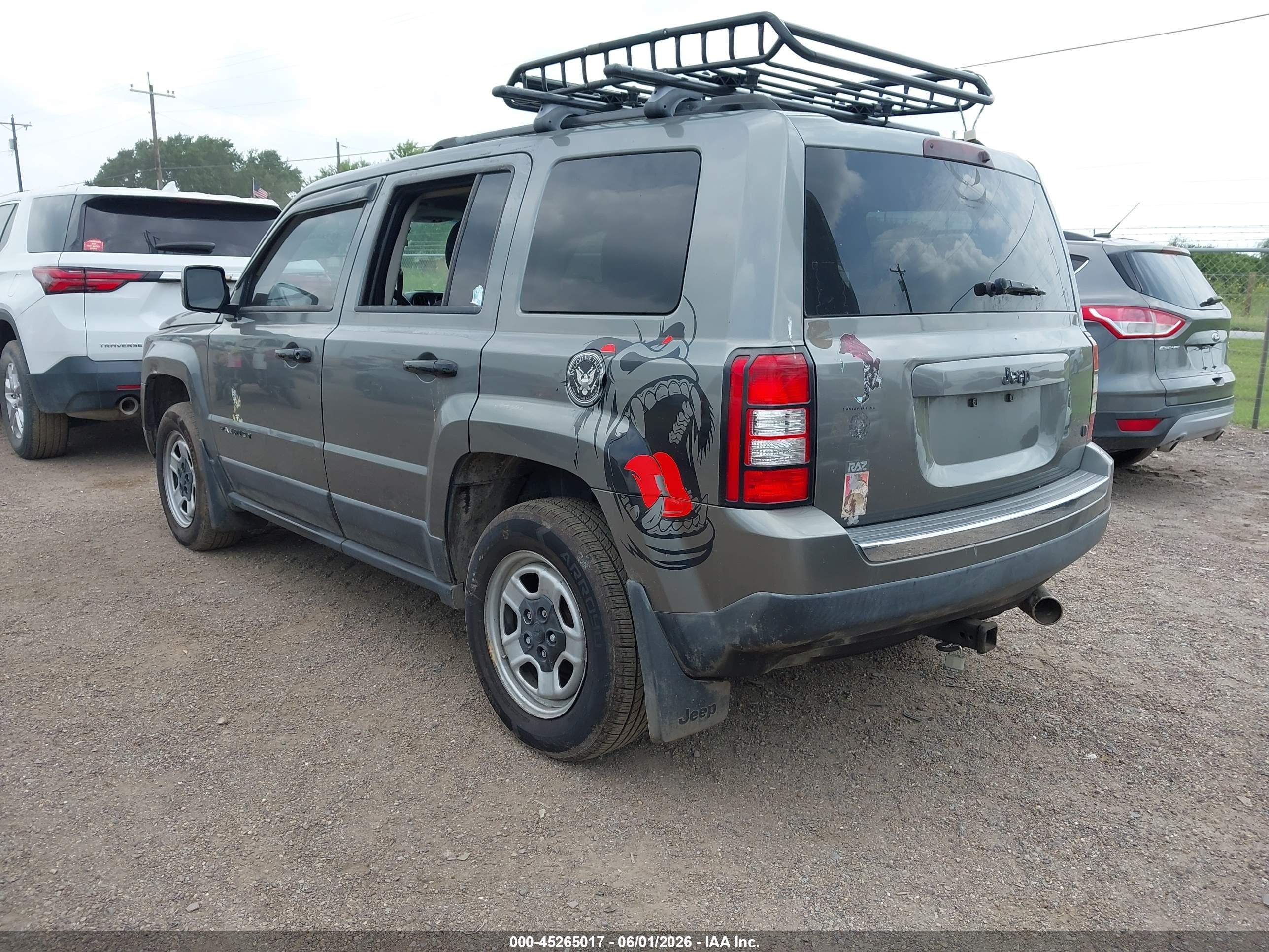 2013 Jeep Patriot Latitude Серый vin: 1C4NJRFB0DD158255